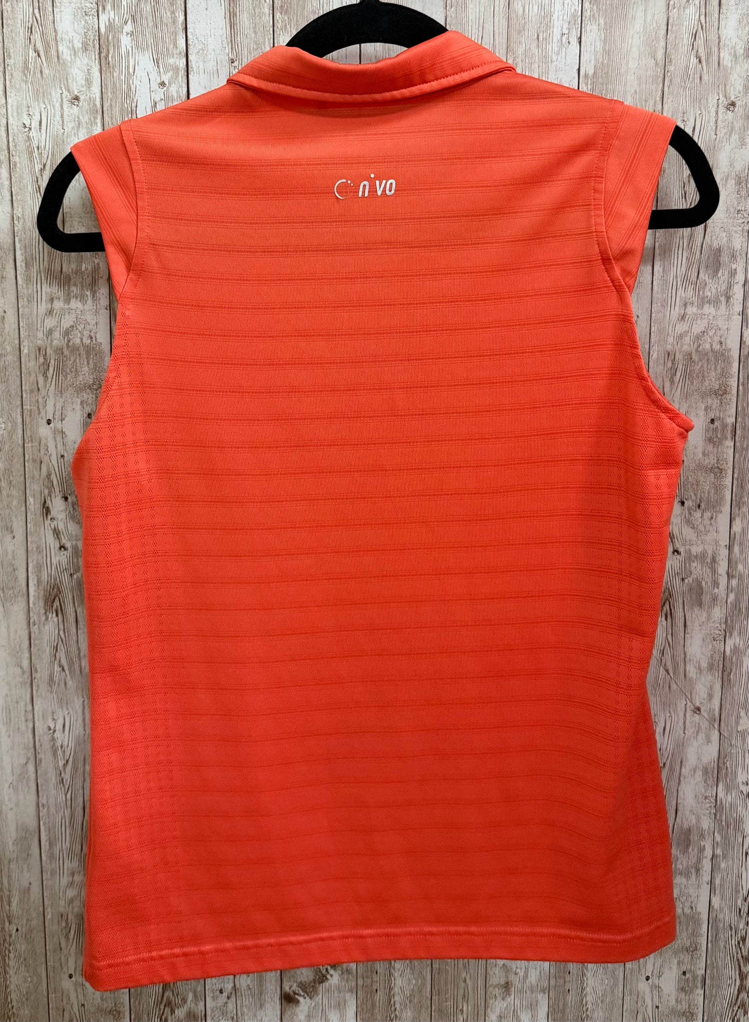 Size M NIVO Orange Top