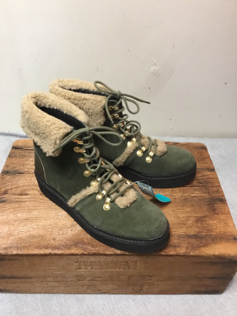 7 VERY VOLATILE Olive Boots