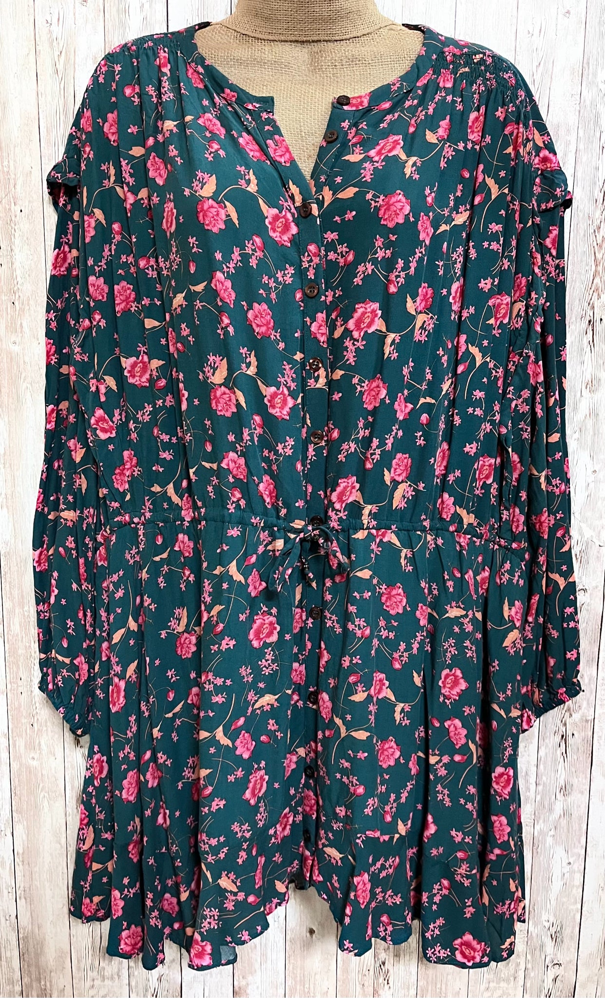 FREE PEOPLE Size M GREEN AND PINK FLORAL Top