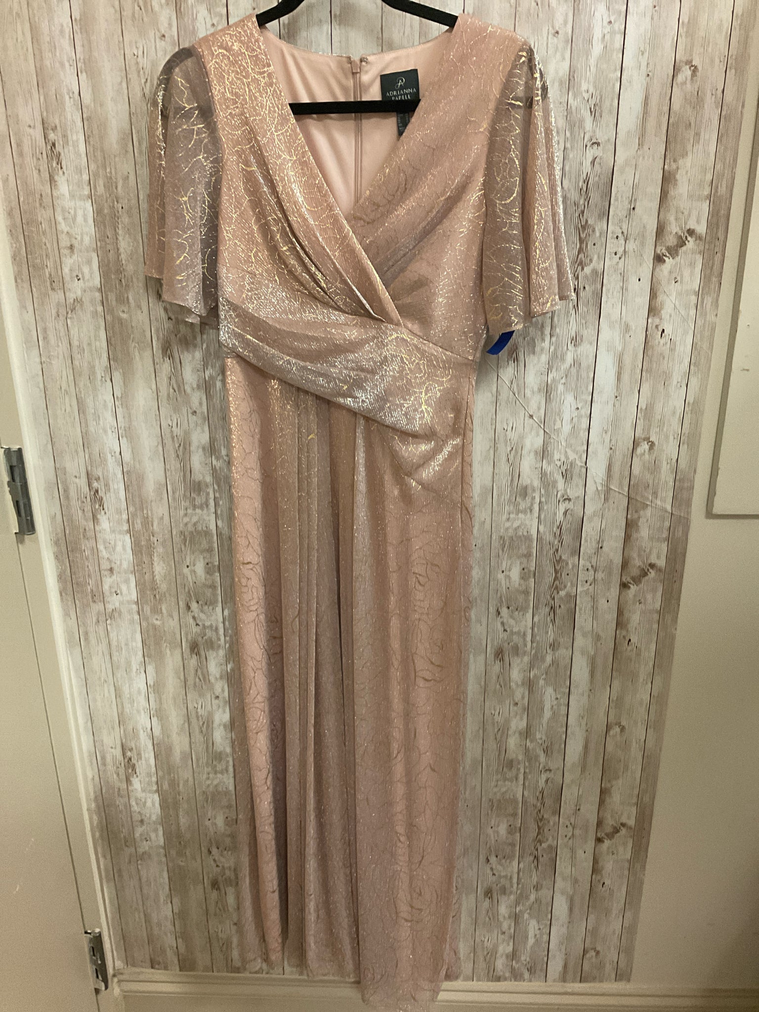 Size 2 ADRIANNA PAPELL PINK AND GOLD Dress