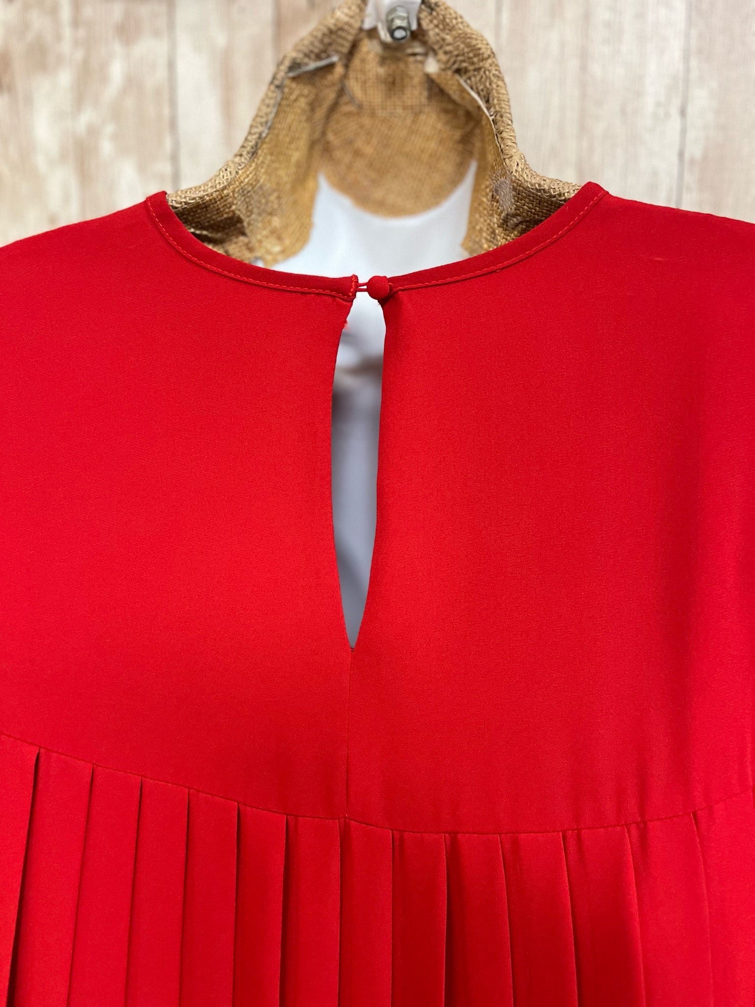 NANETTE LEPORE Size 8 Red Dress