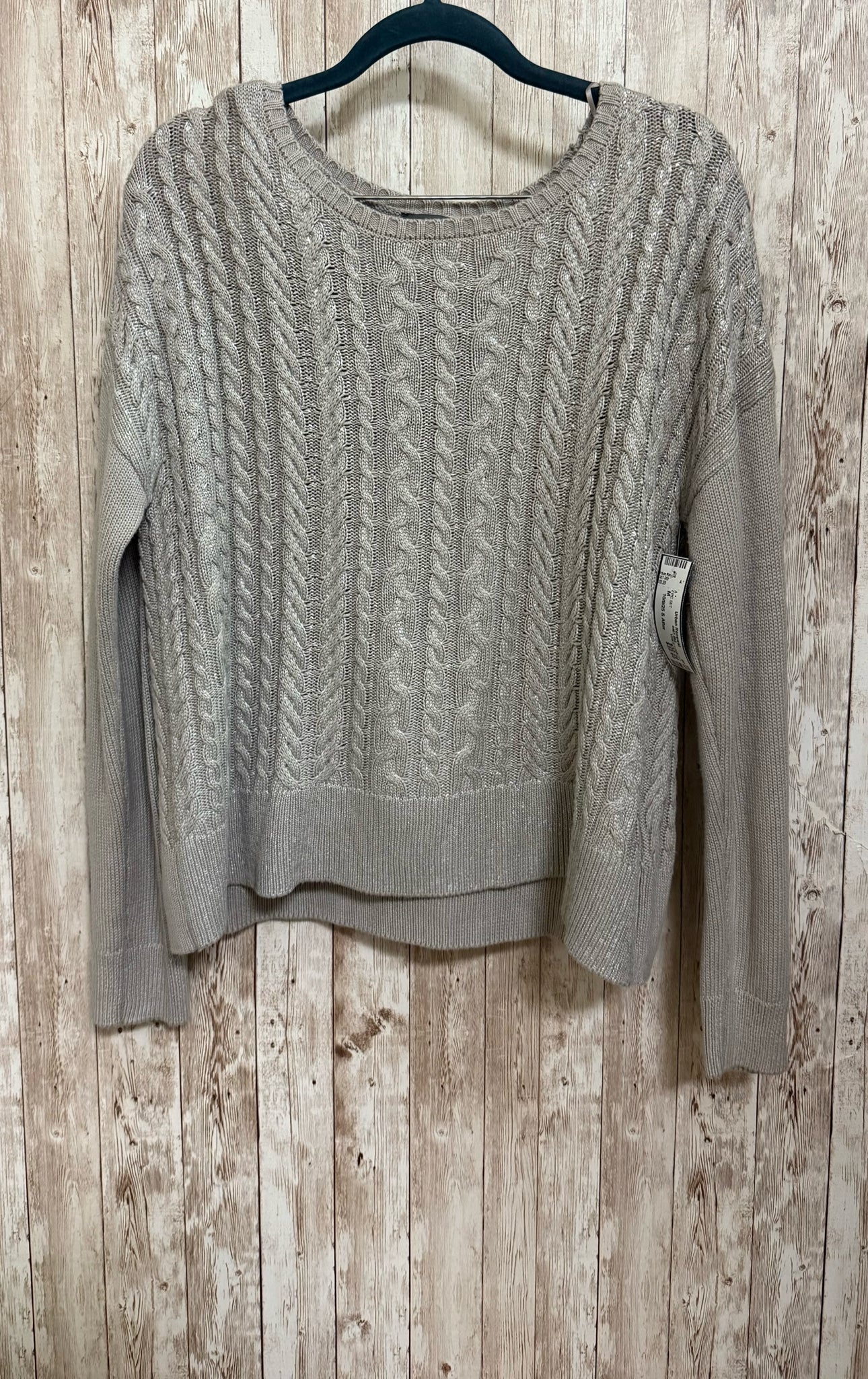 Size M VINCE CAMUTO GREY 2 PC SET
