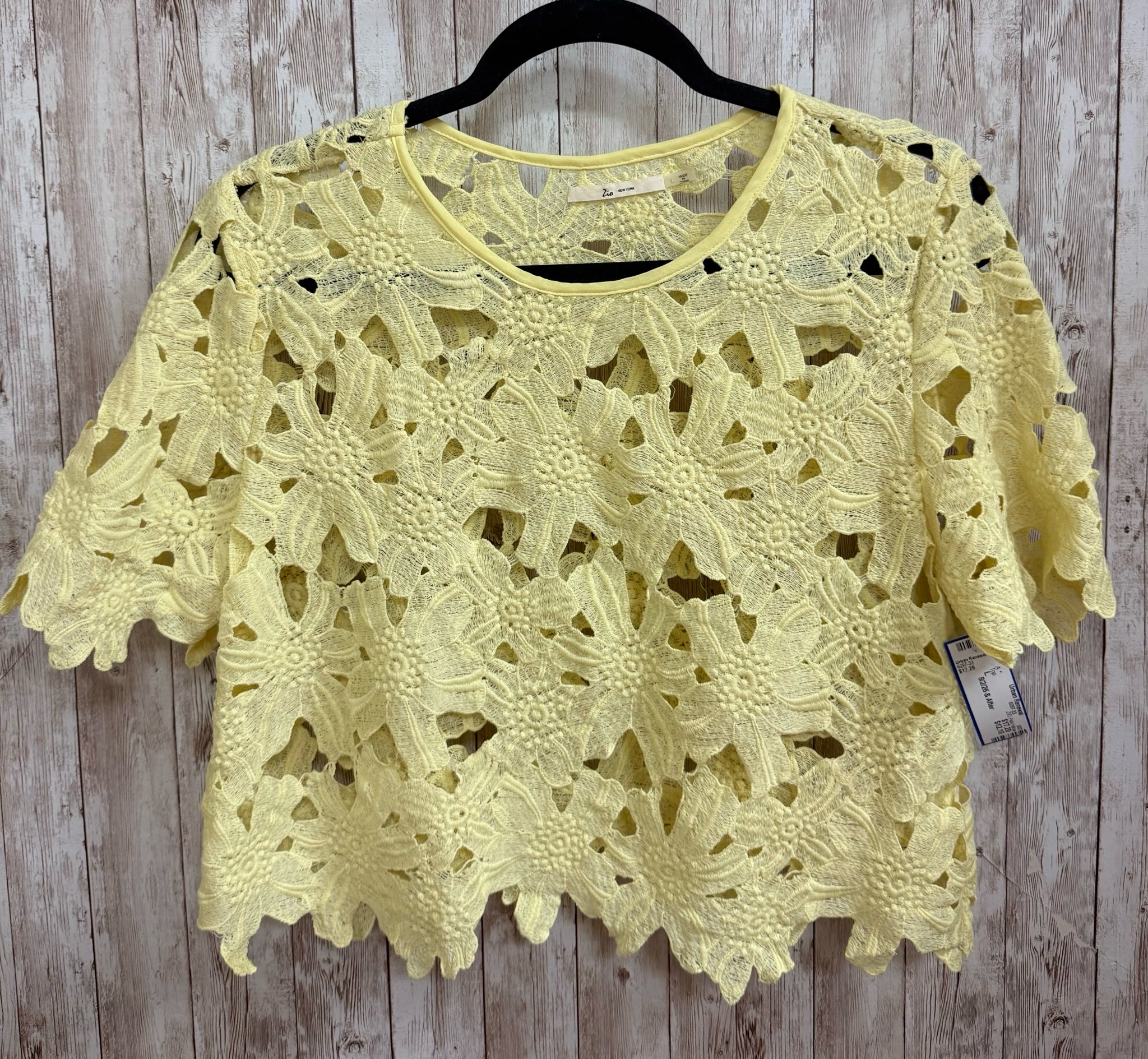 Size L ZIO Pale Yellow Top