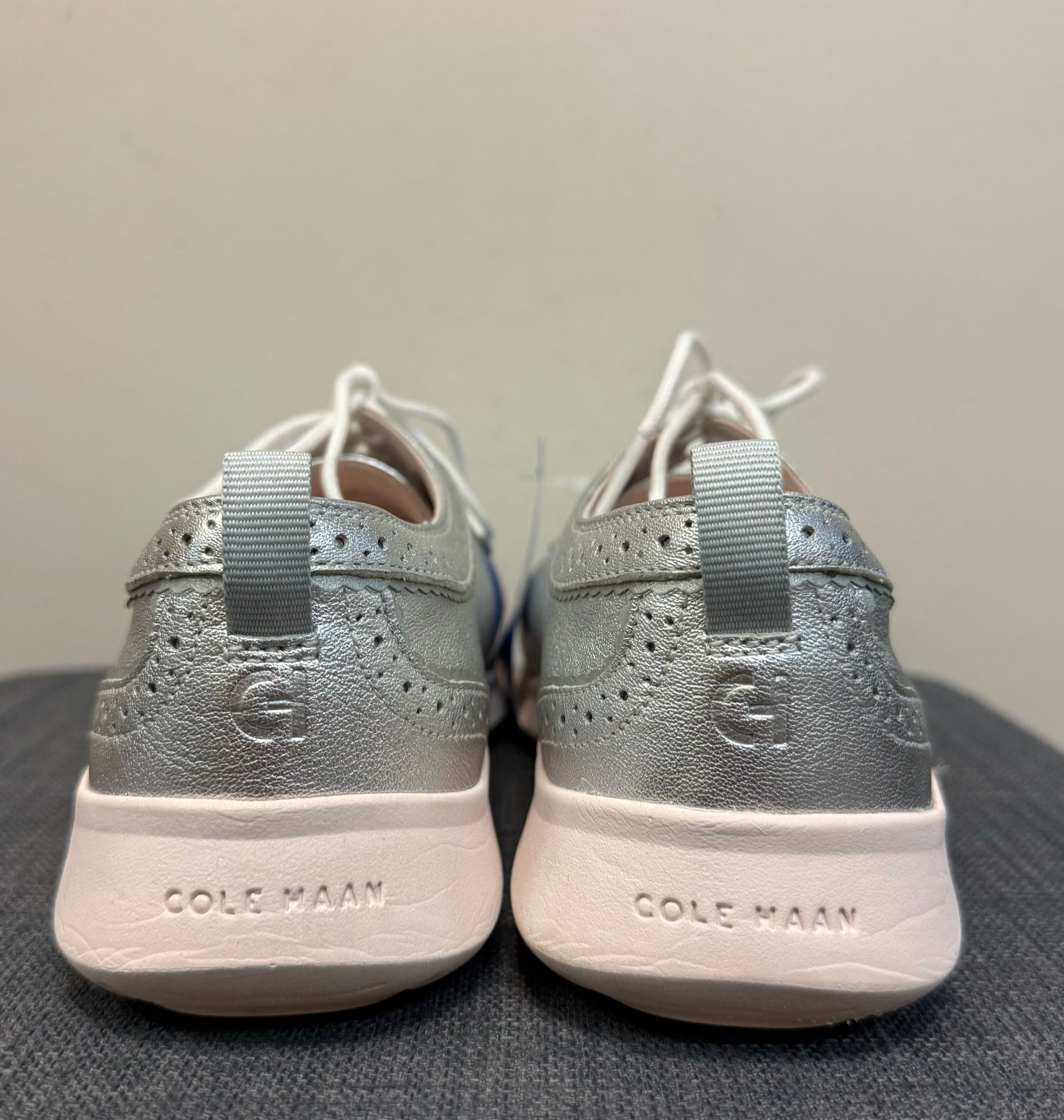 8 COLE HAAN Silver SHOES