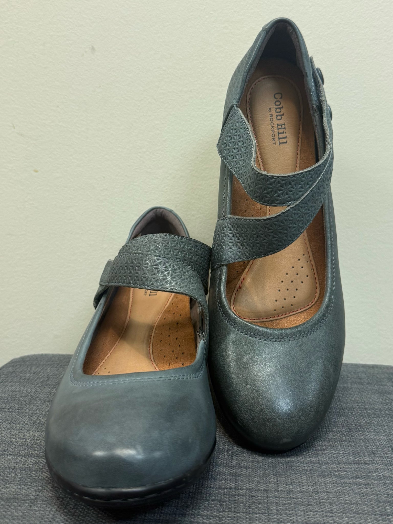 9 ROCKPORT GREY SHOES