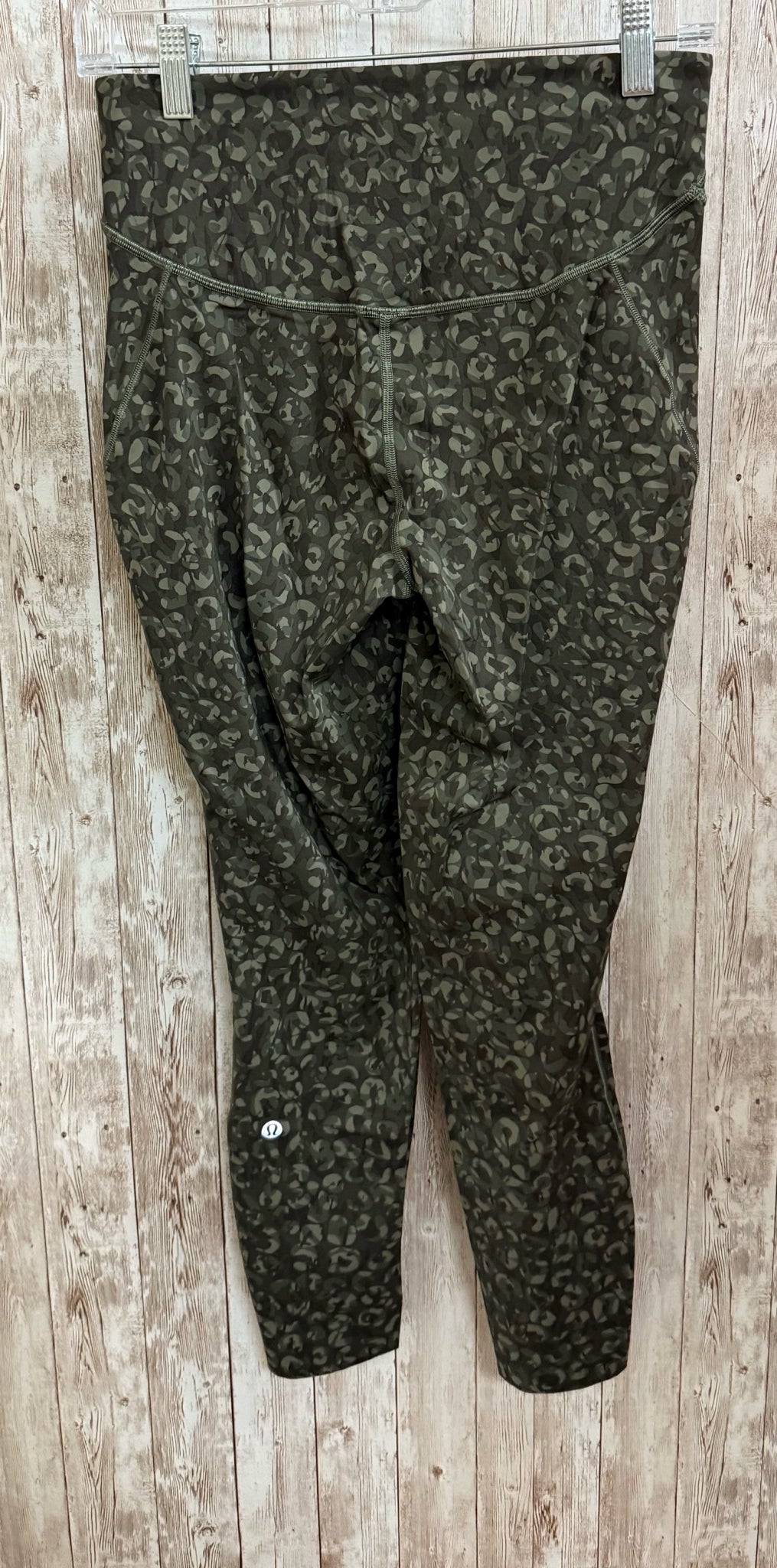 LULULEMON Size 8 GREEN CAMO Leggings