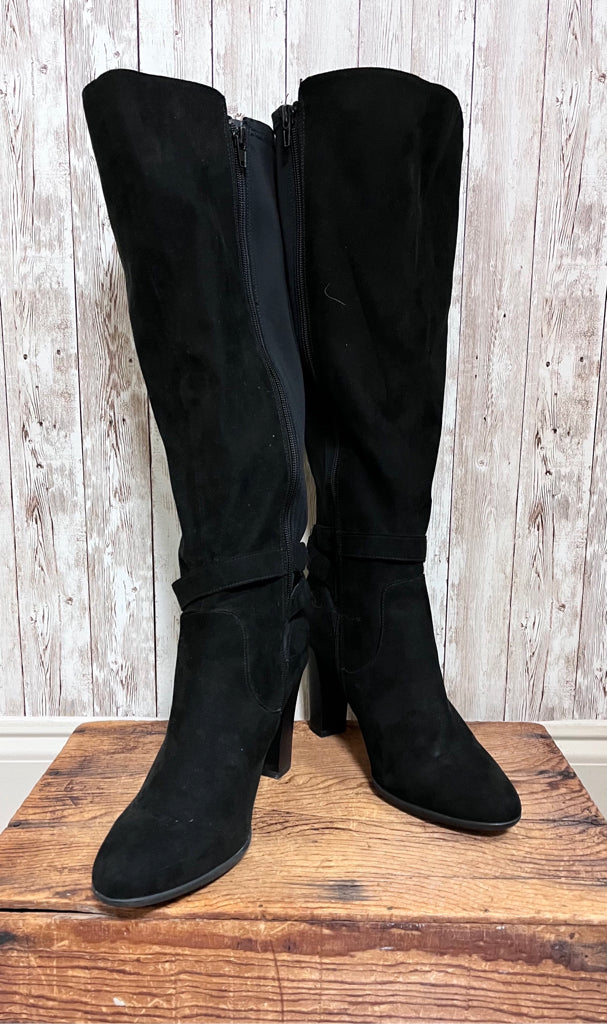 9.5 KELLY & KATIE Black Boots