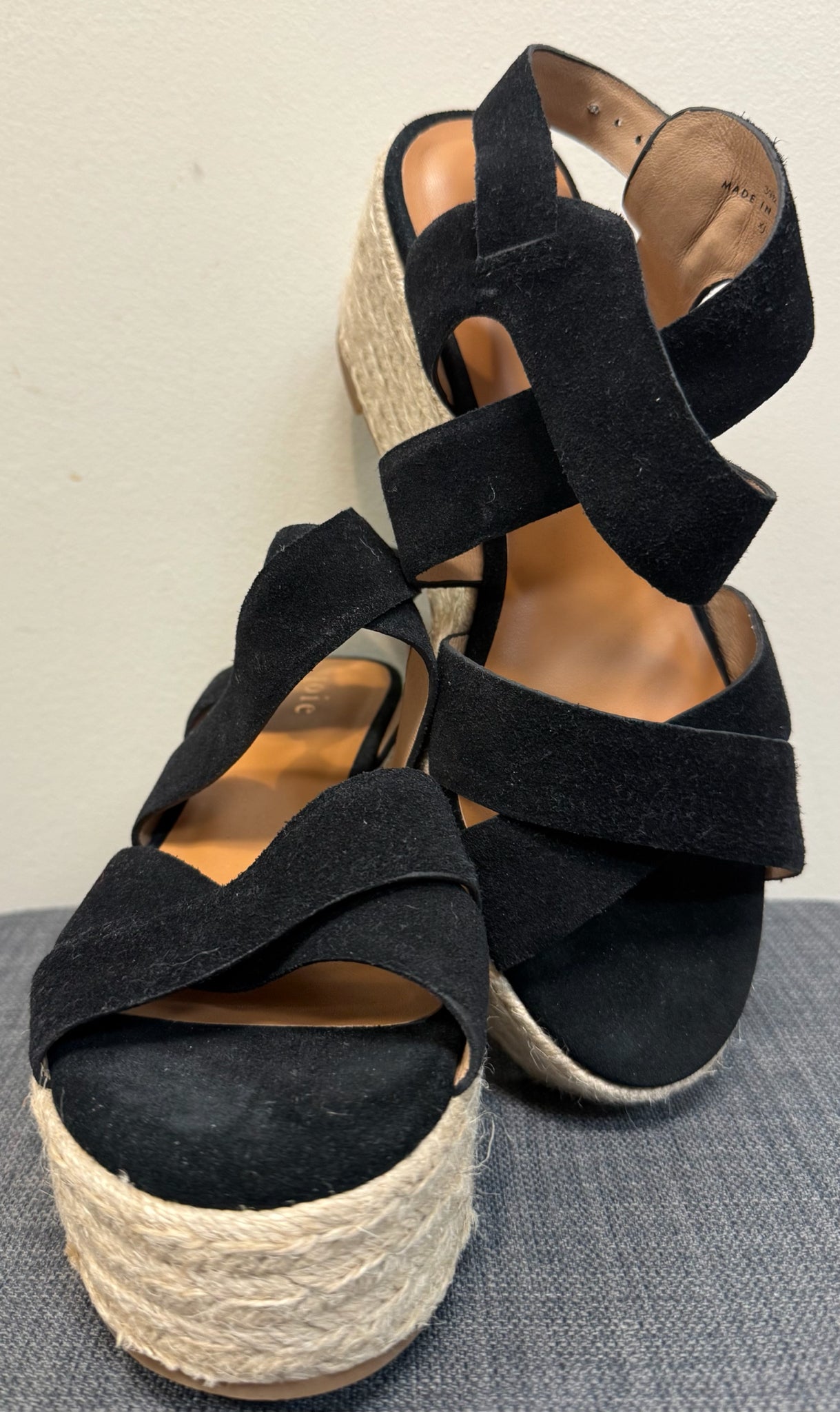 9 JOIE Black Wedges