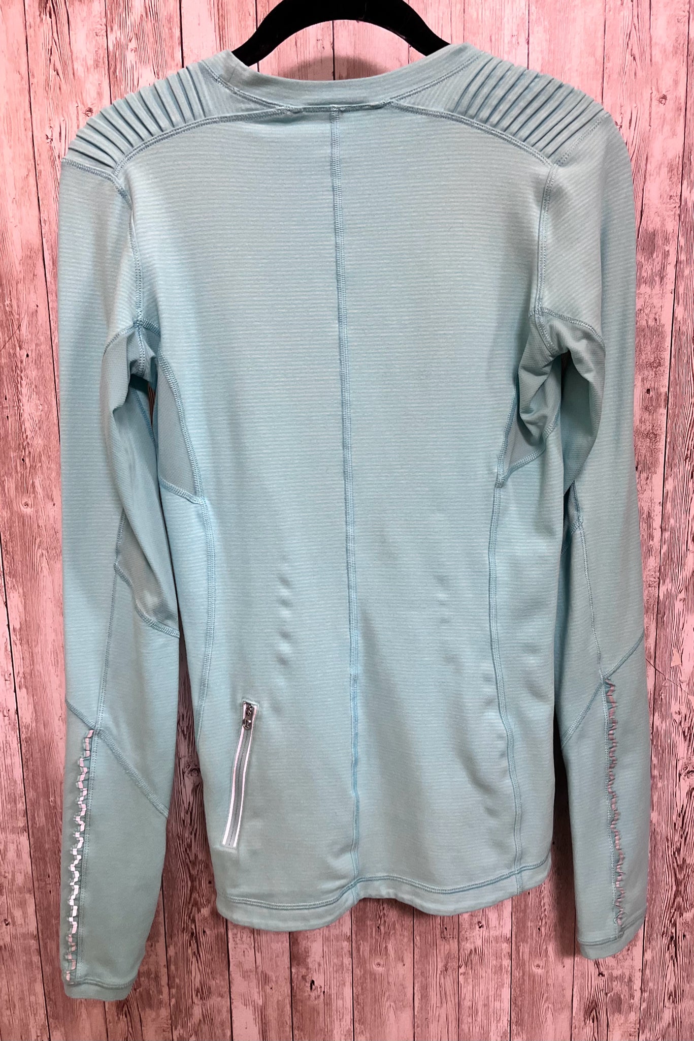 Size M LULULEMON Turquoise Top