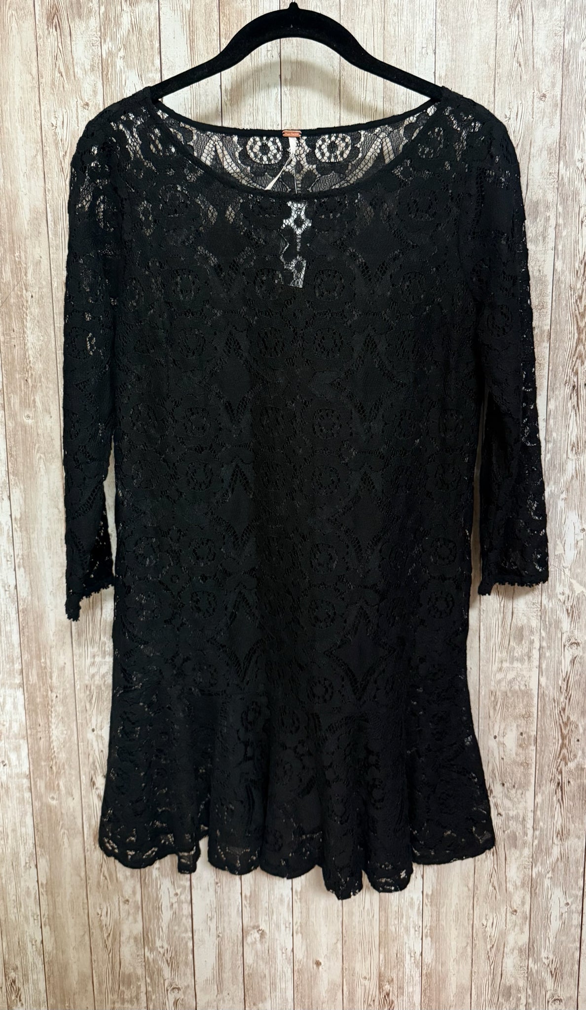 Size 2 FREE PEOPLE Black Lace Dress