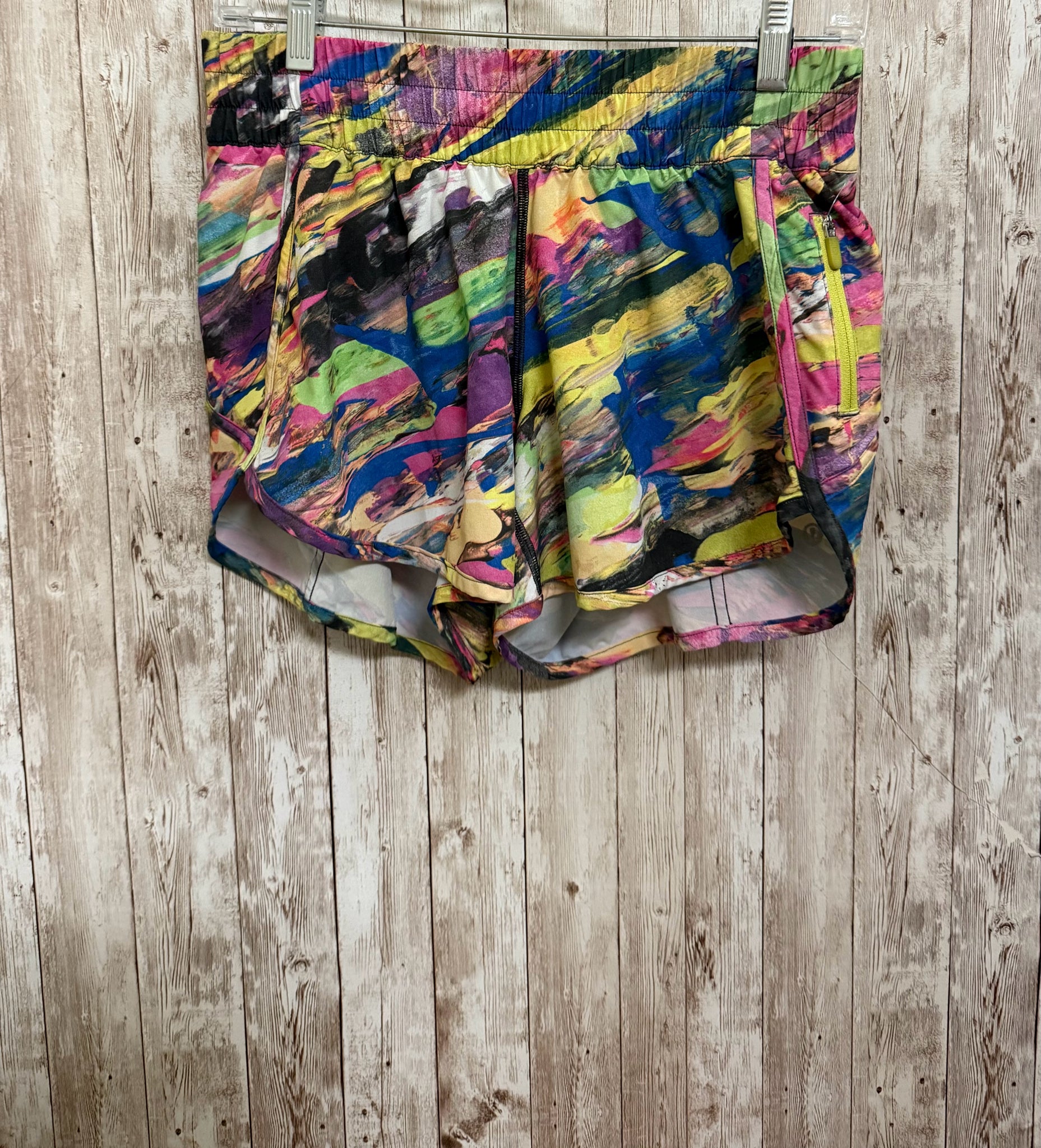 LULULEMON Size 8 Yellow Print Shorts