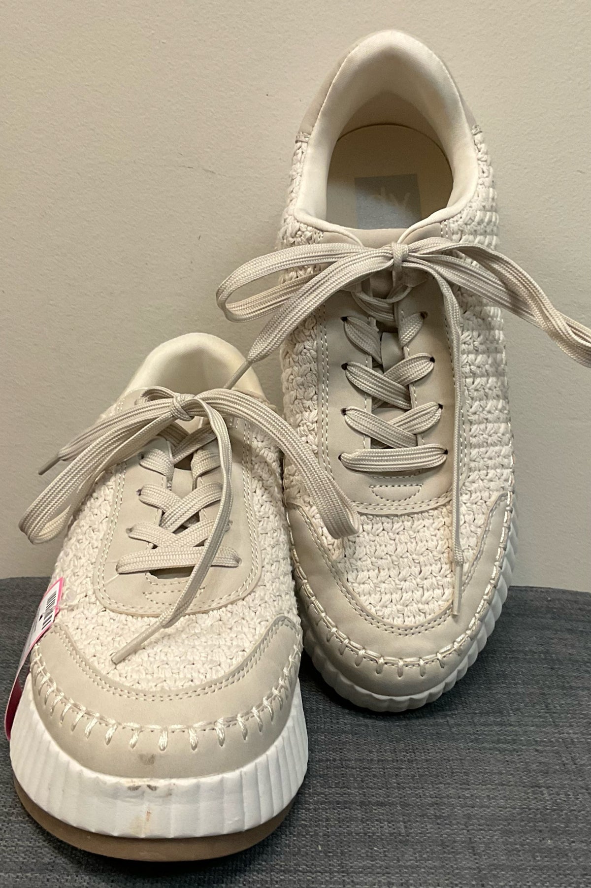 9.5 DOLCE VITA Cream SHOES