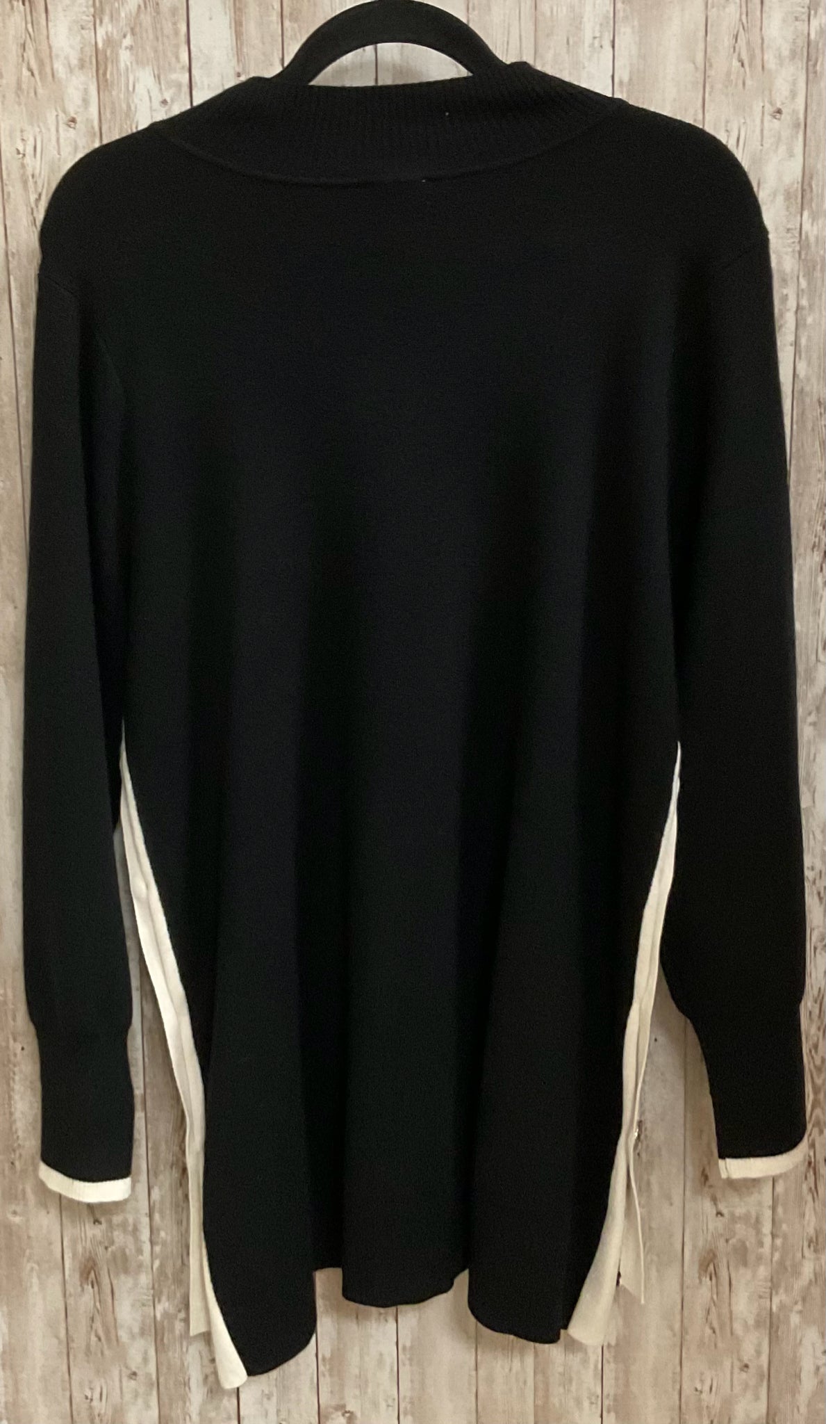 Size L CHICO'S BLACK AND BEIGE Sweater