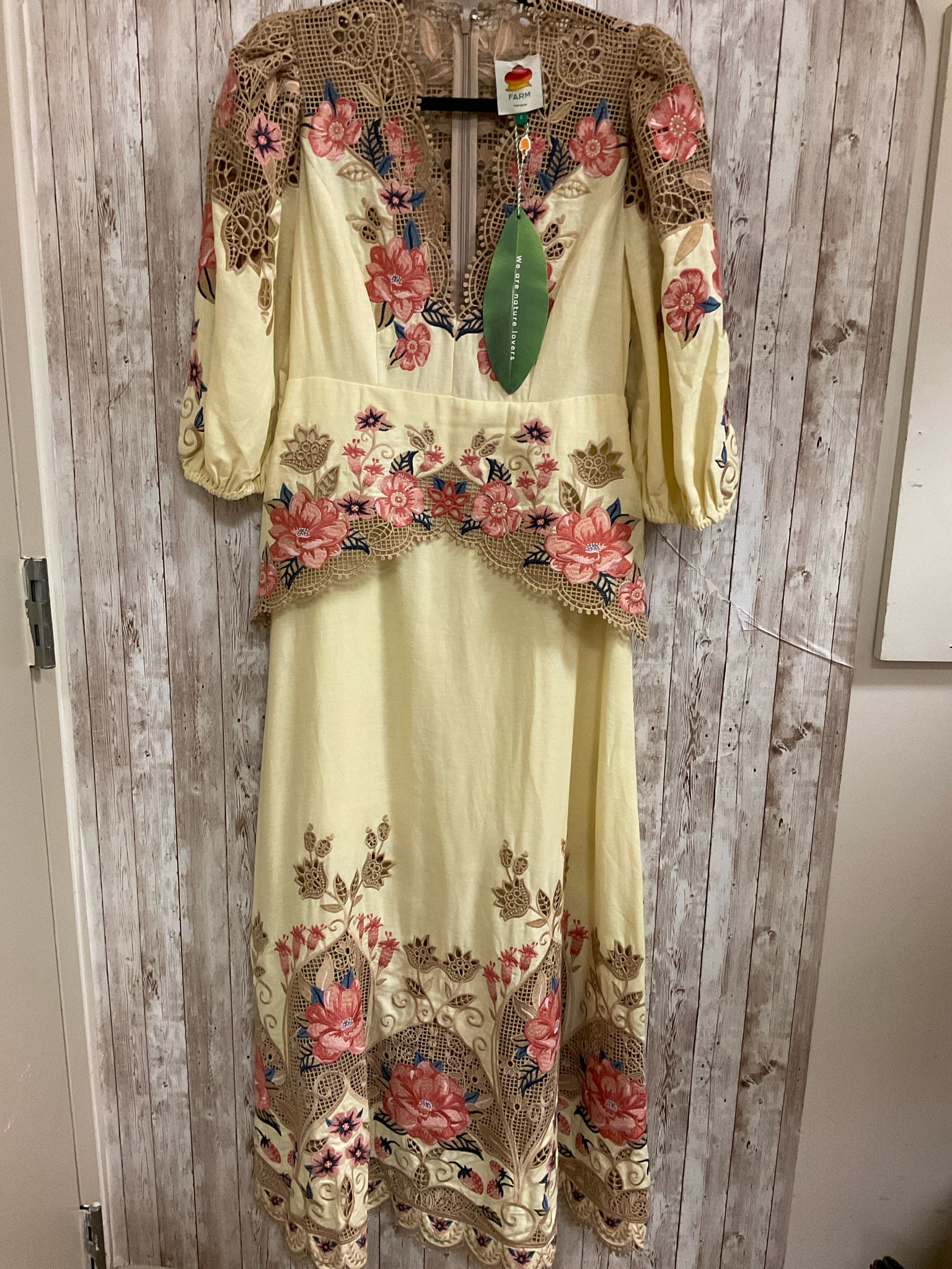 Size S FARM RIO Pale Yellow Dress