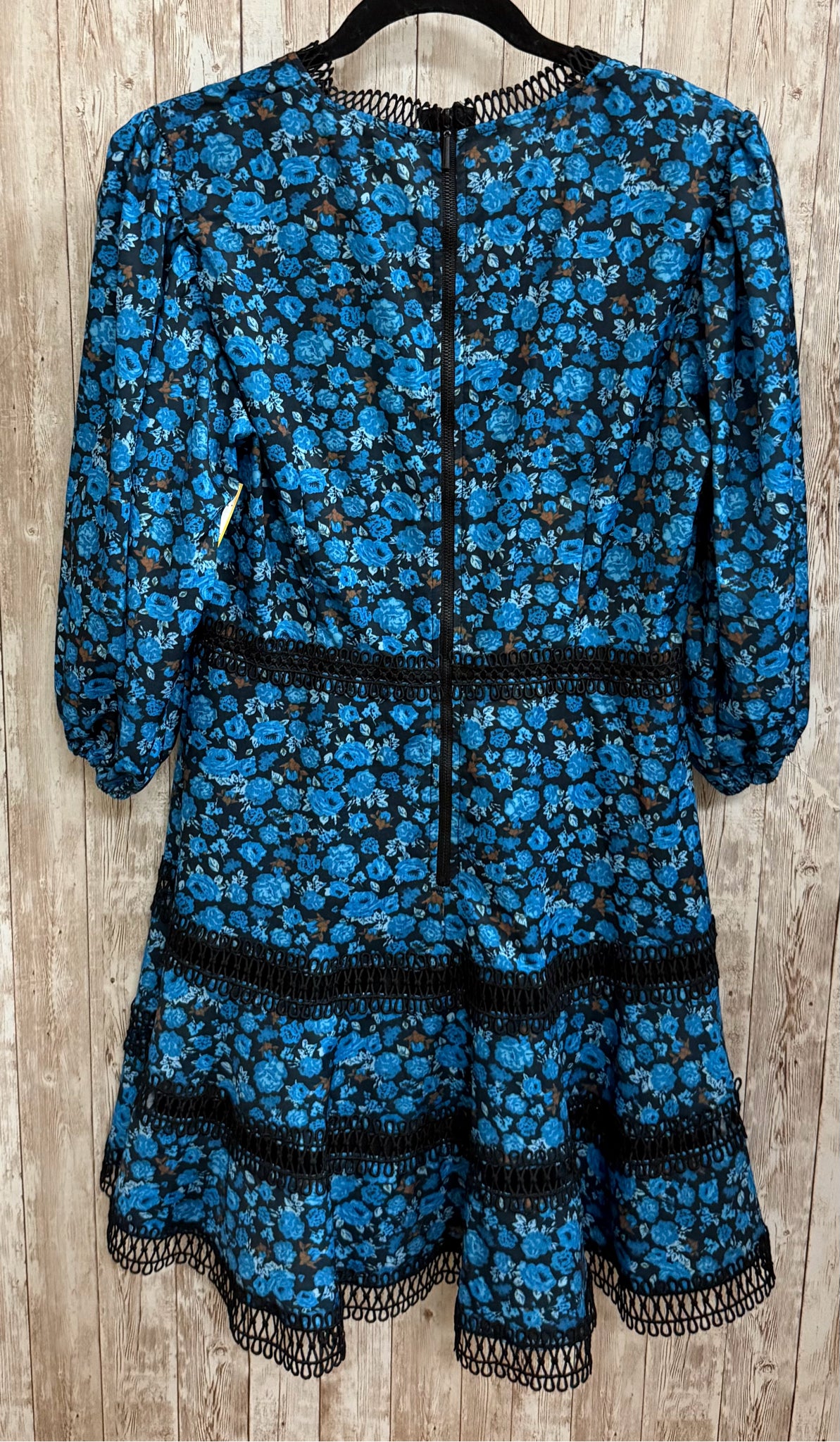 Size M CHOKLATS BLUE FLORAL Dress