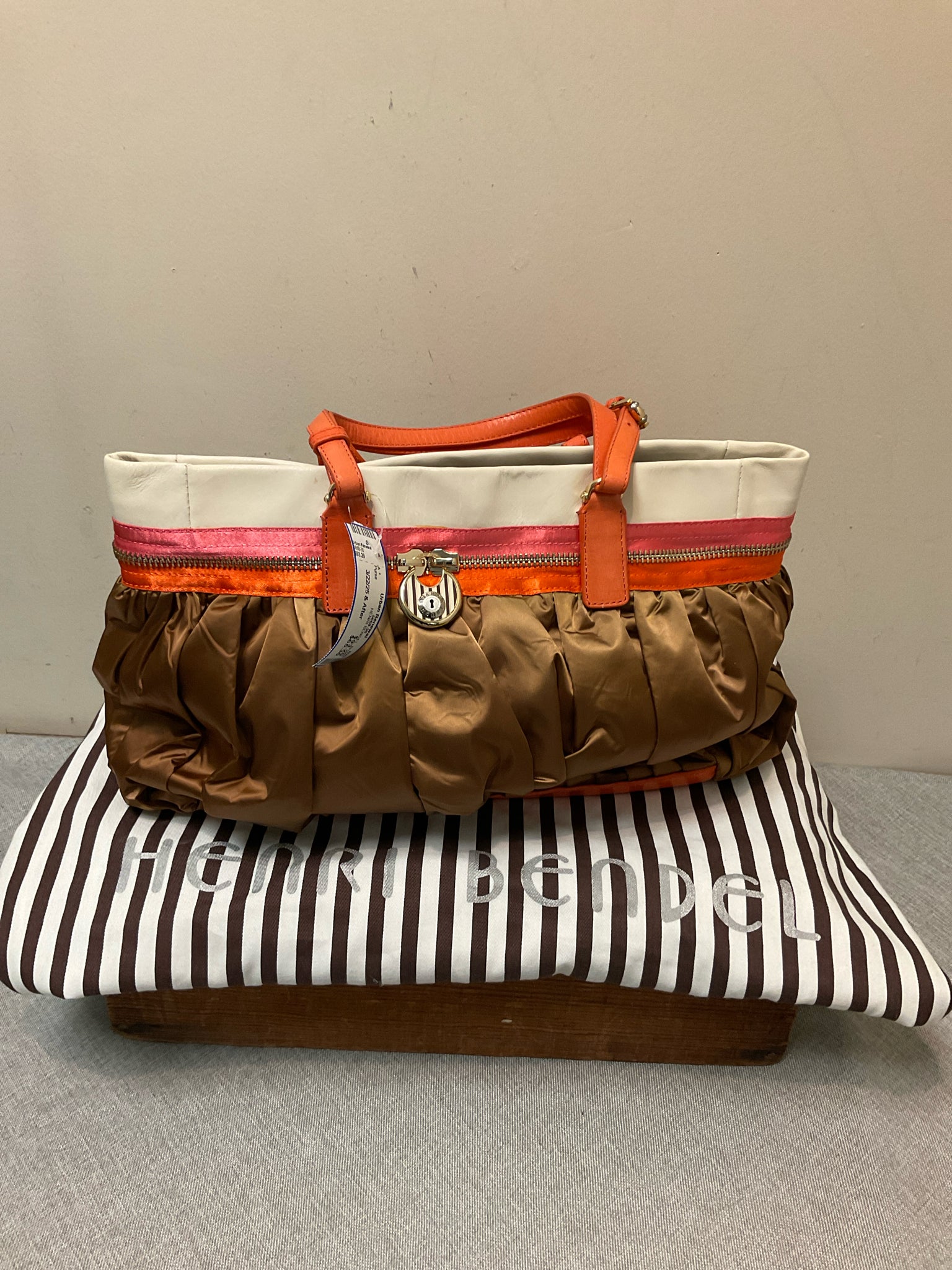 HENRI BENDEL Purse