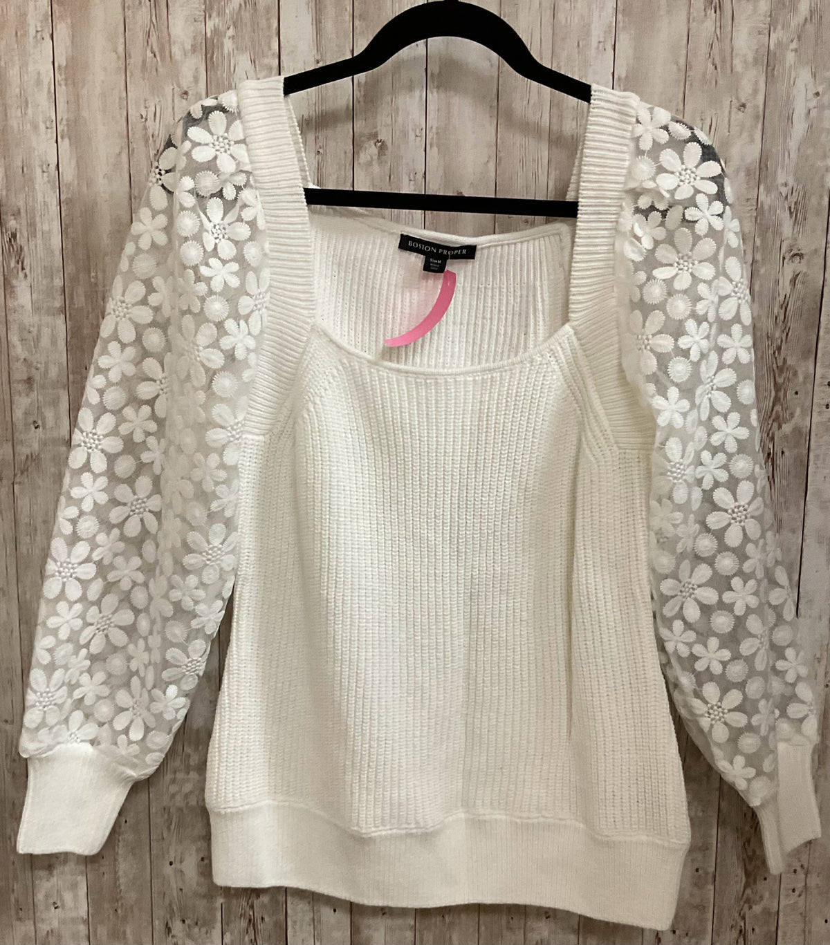Size M BOSTON PROPER White Top