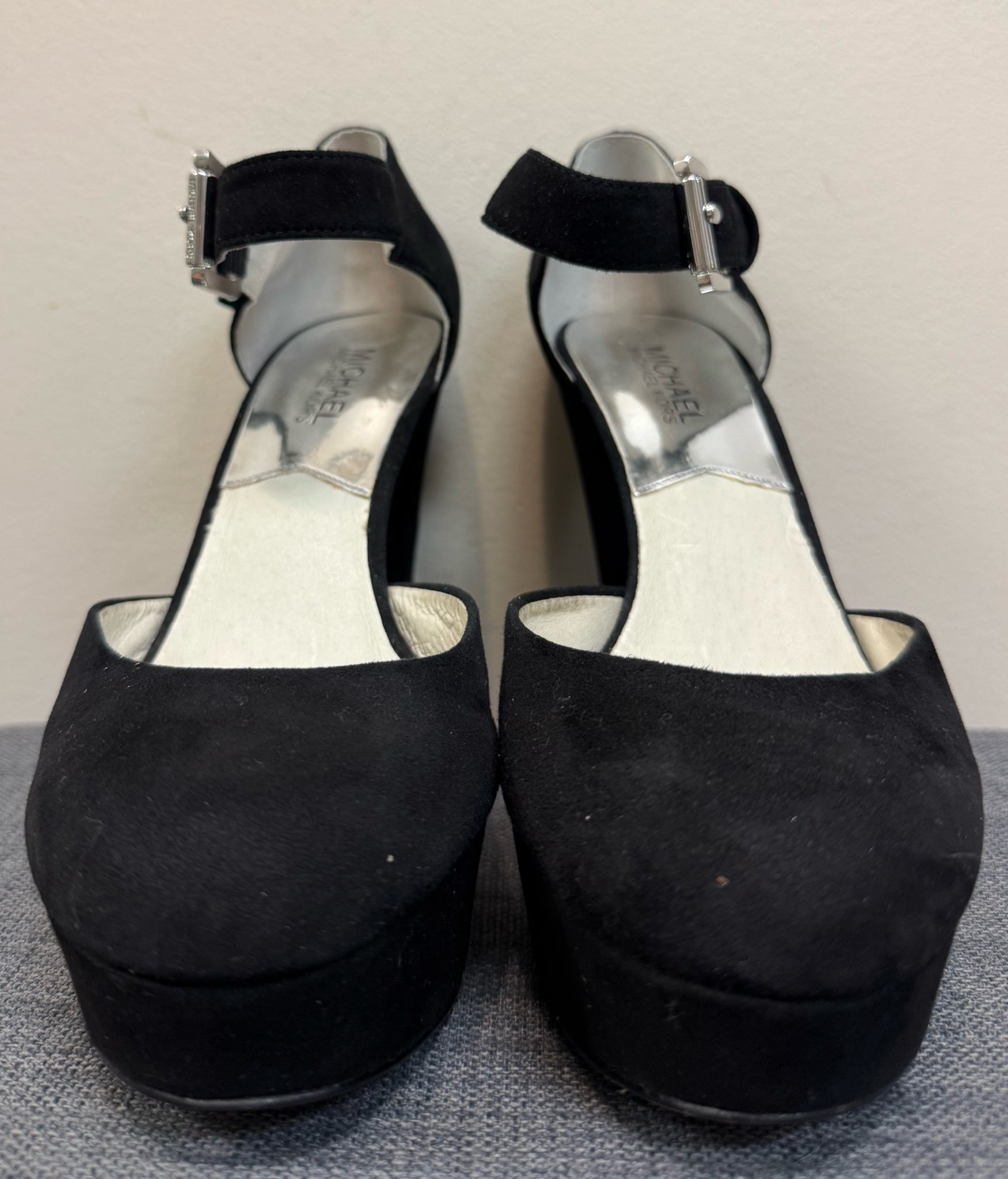 8 MICHAEL KORS Black SHOES