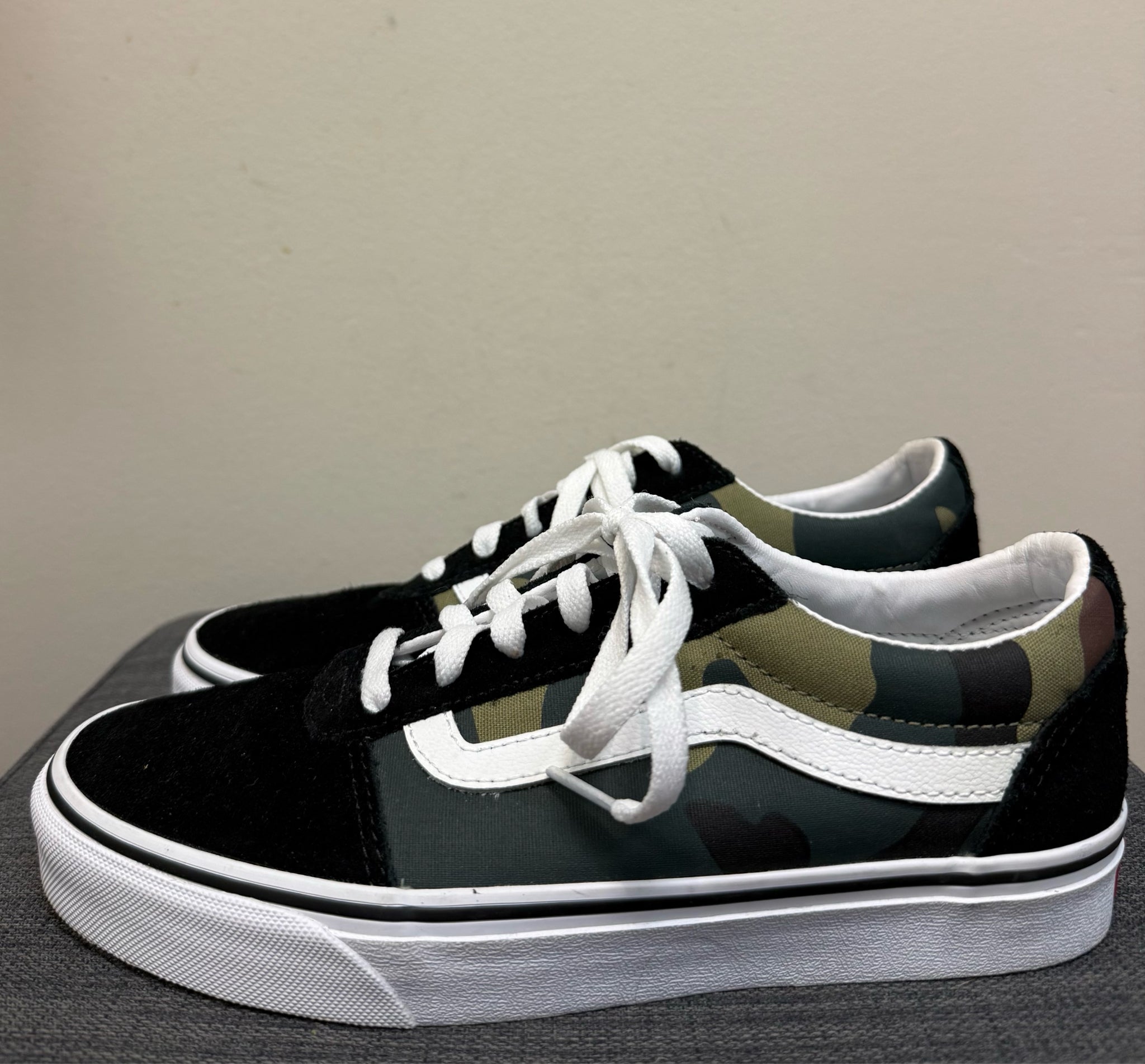 7.5 VANS BLACK AND CAMO SHOES