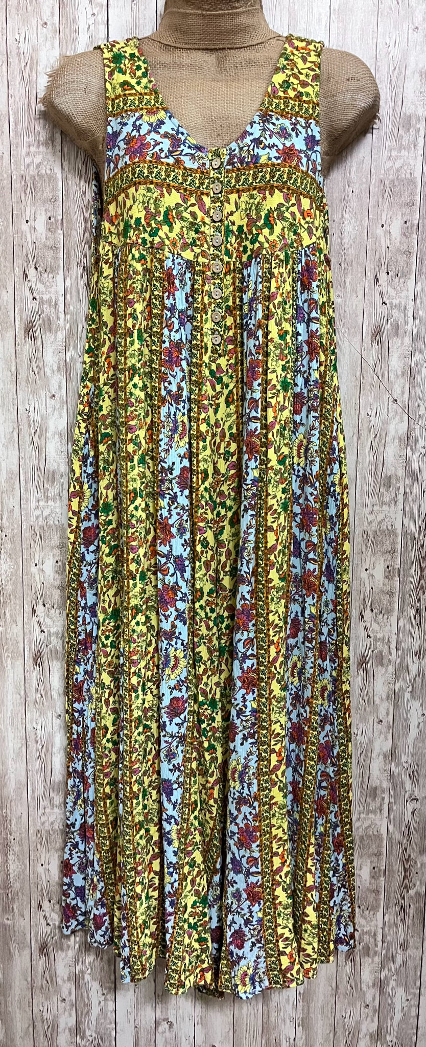EASEL Size M YELLOW FLORAL Romper