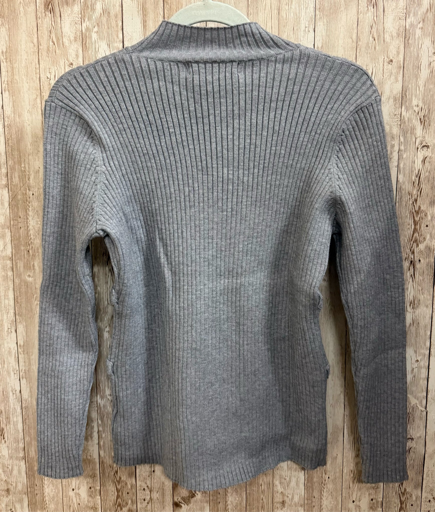 FEVER Size M GREY Sweater