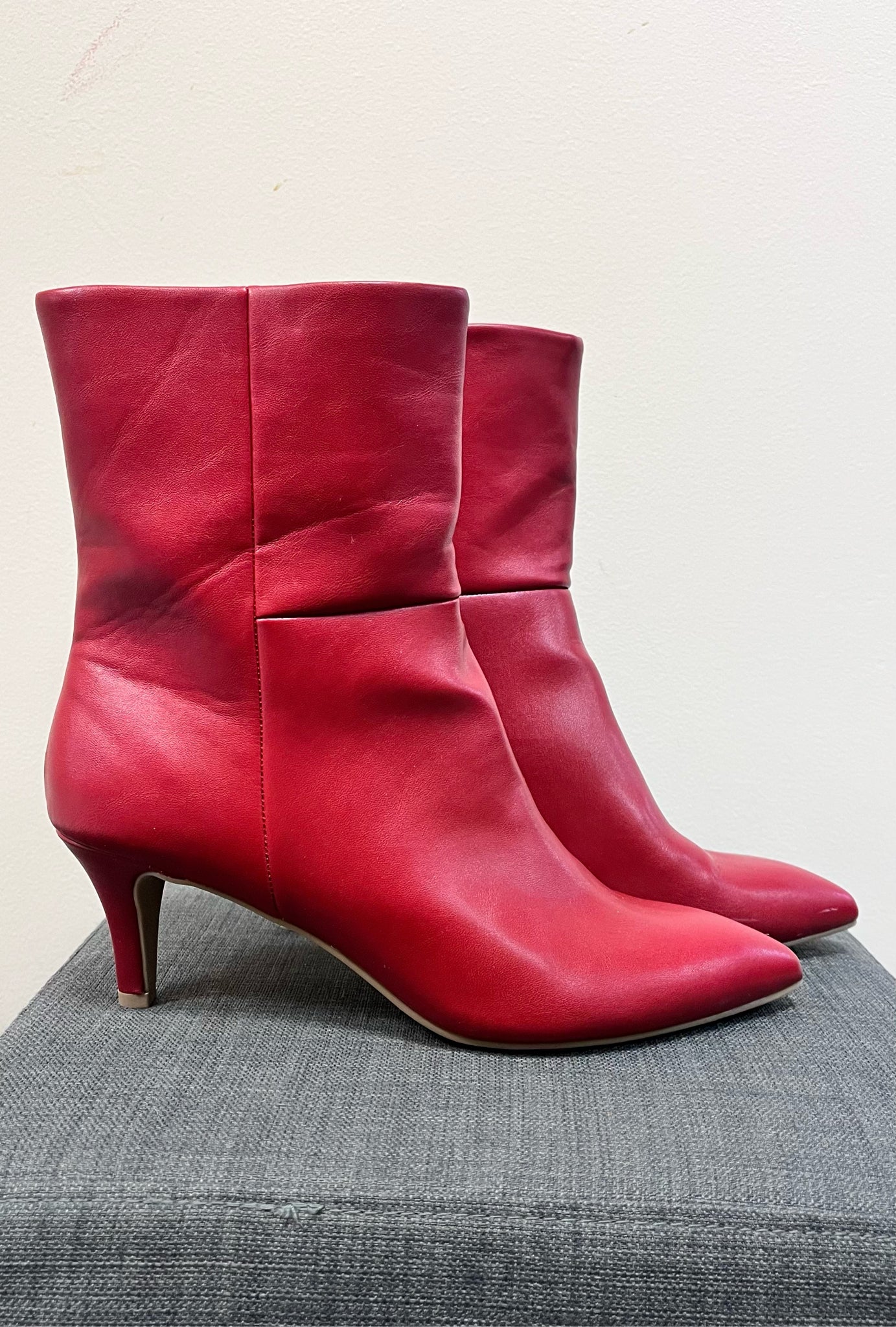 10 DOLCE VITA Red Boots