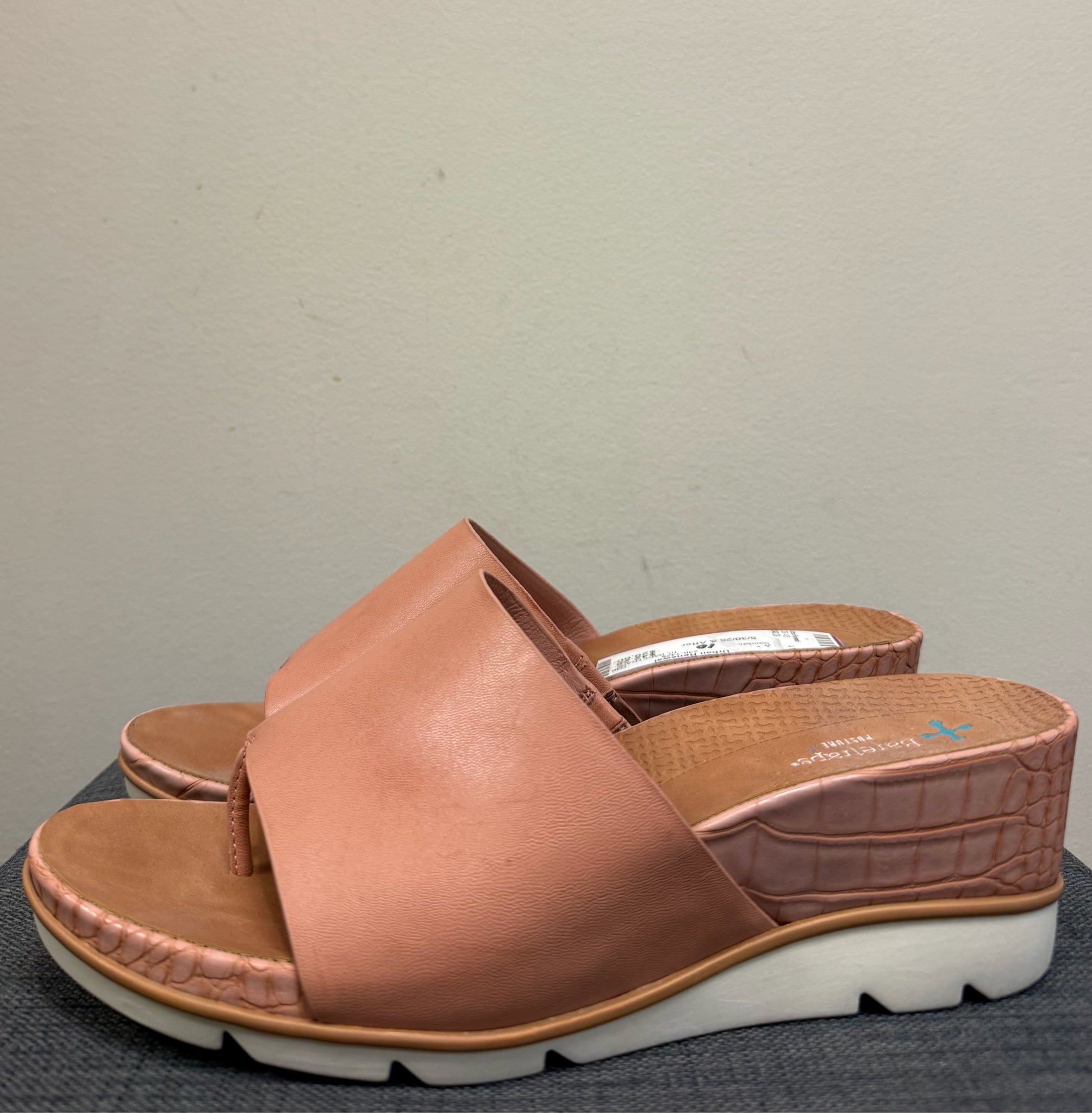 10 BARETRAPS LIGHT BROWN Sandals