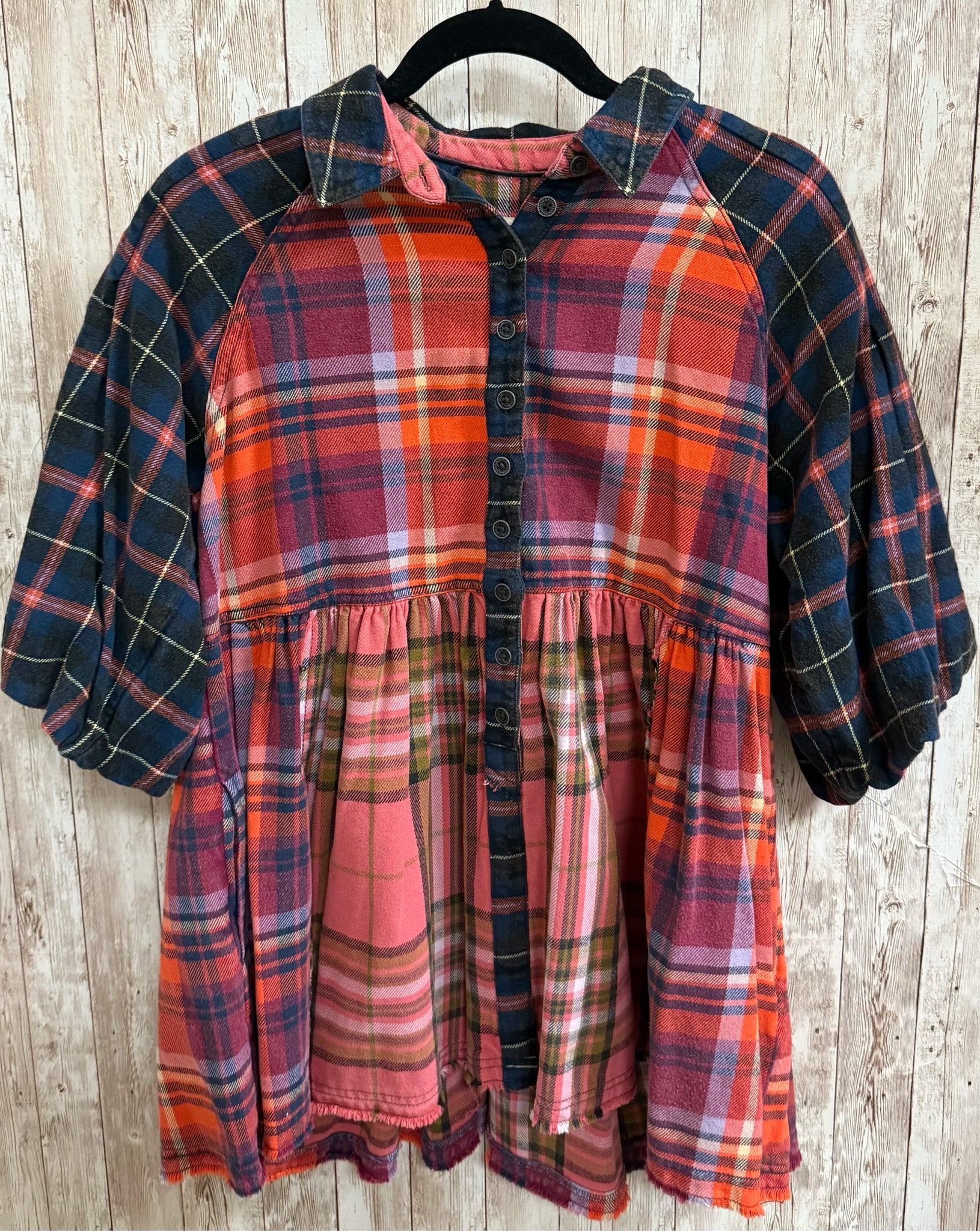 Size XS WE THE FREE RED AND BLUE FLORAL Top