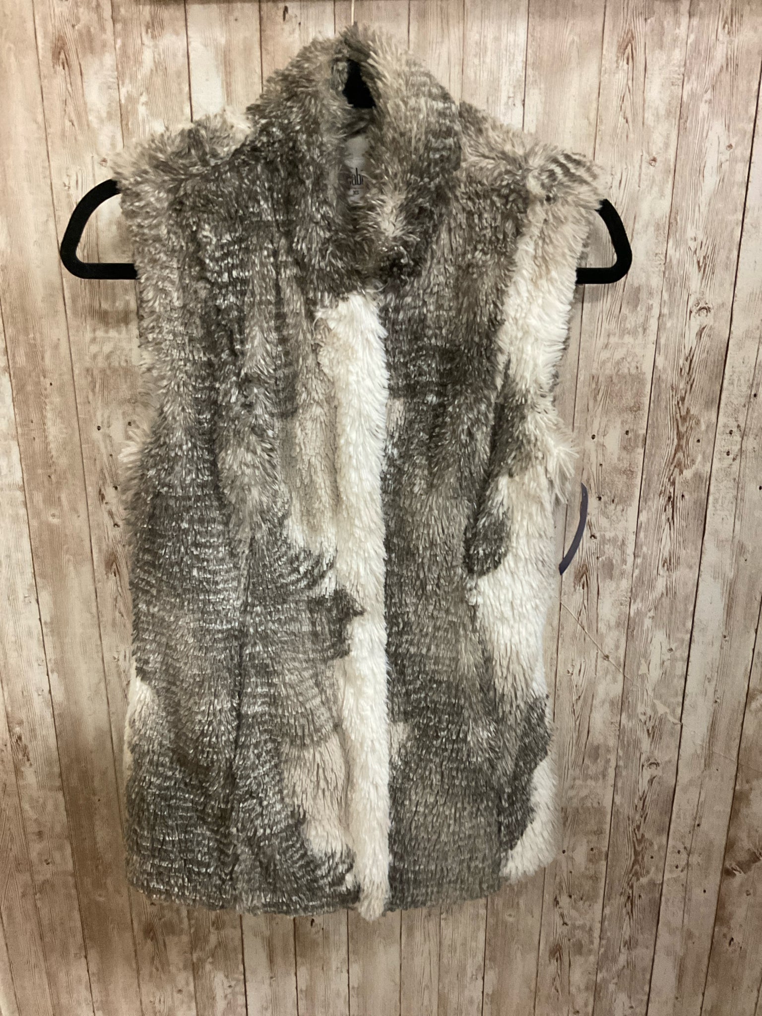 Size XS CABI gray and white Vest