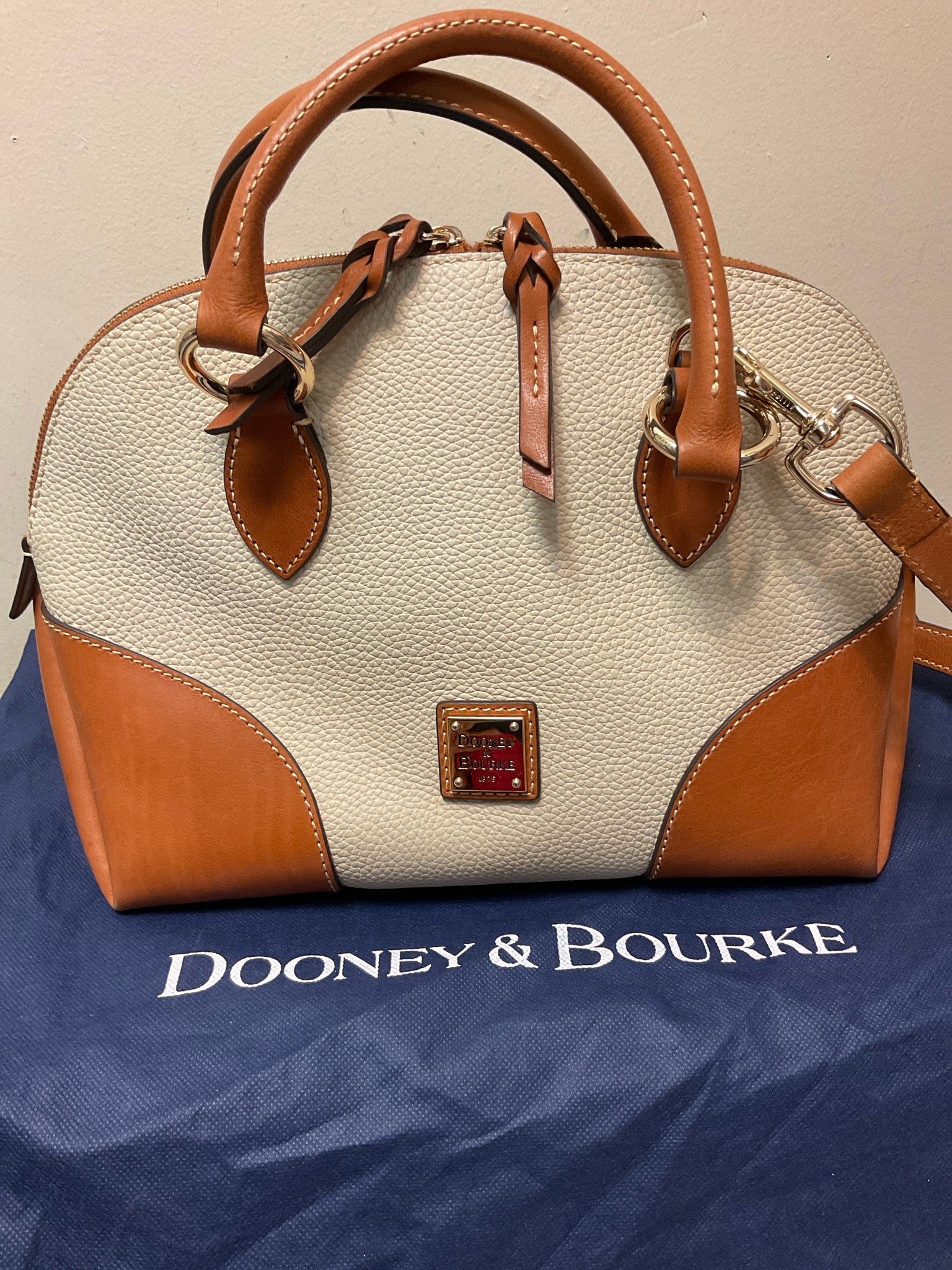 DOONEY&BOURKE Purse