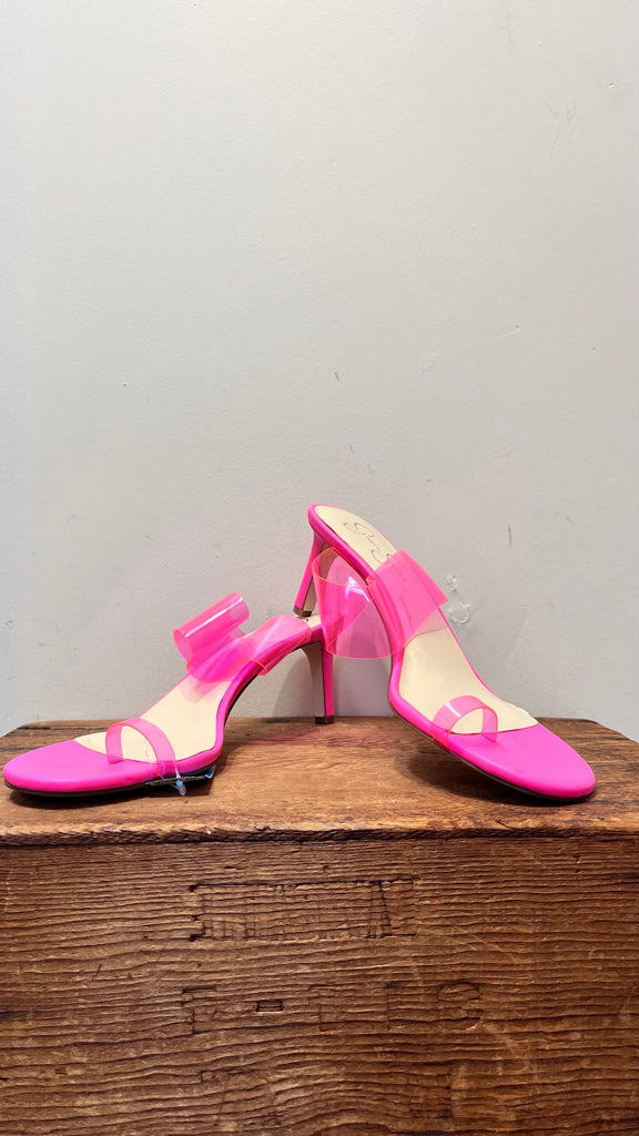 12 JESSICA SIMPSON Pink Sandals