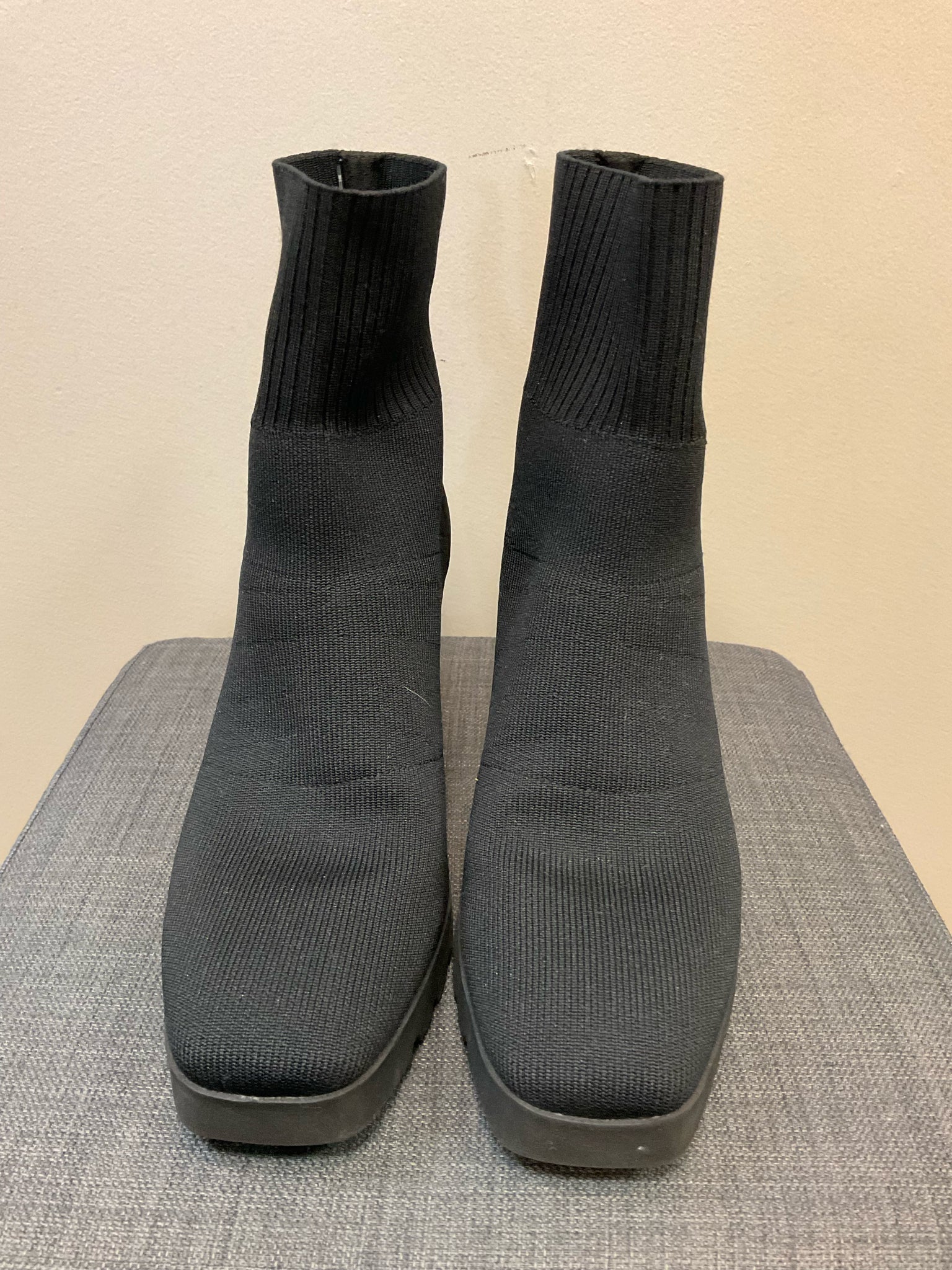 10 EILEEN FISHER Black Boots