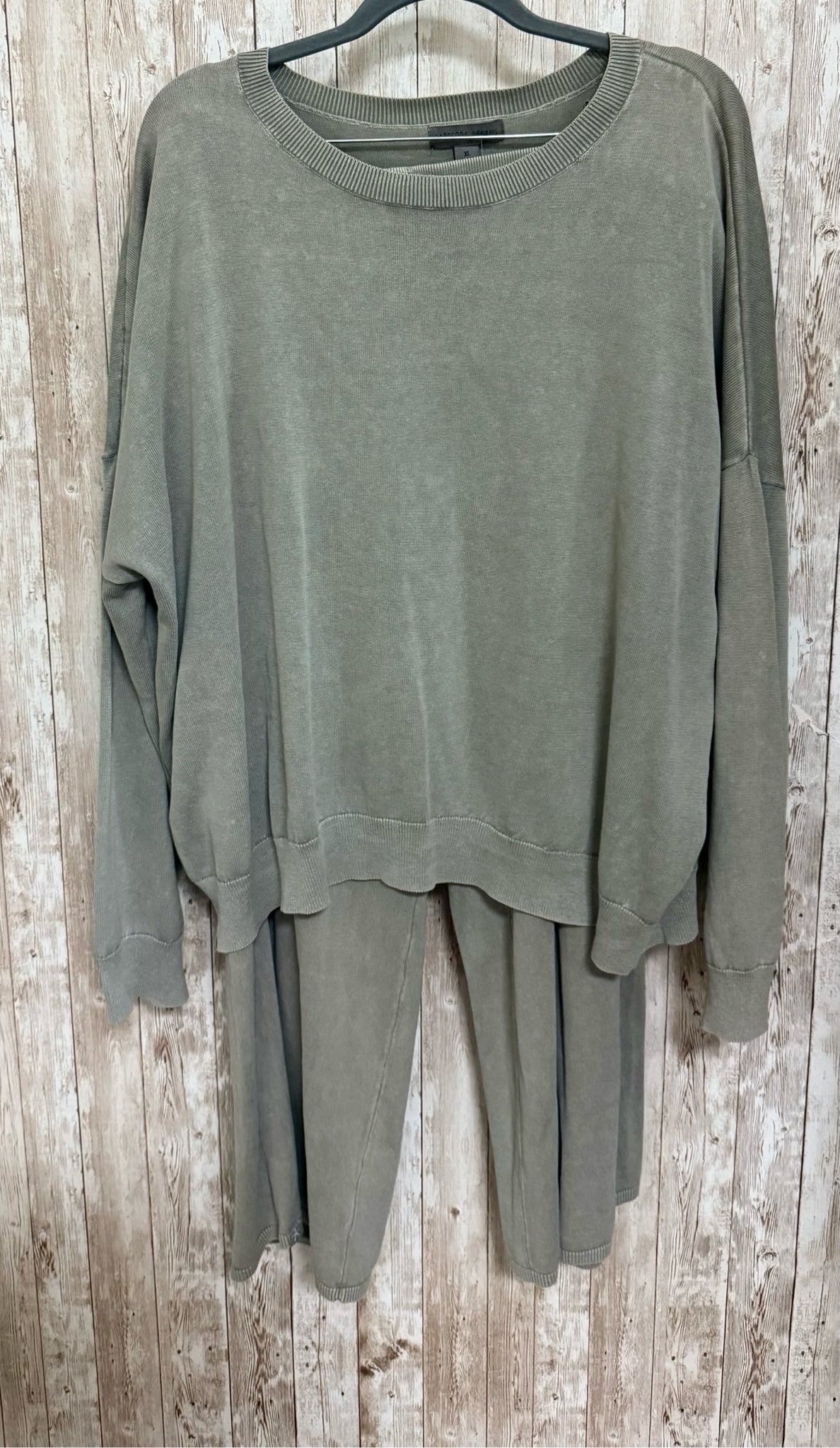 Size XL BAREFOOT DREAMS SAGE 2 PC PANT SET