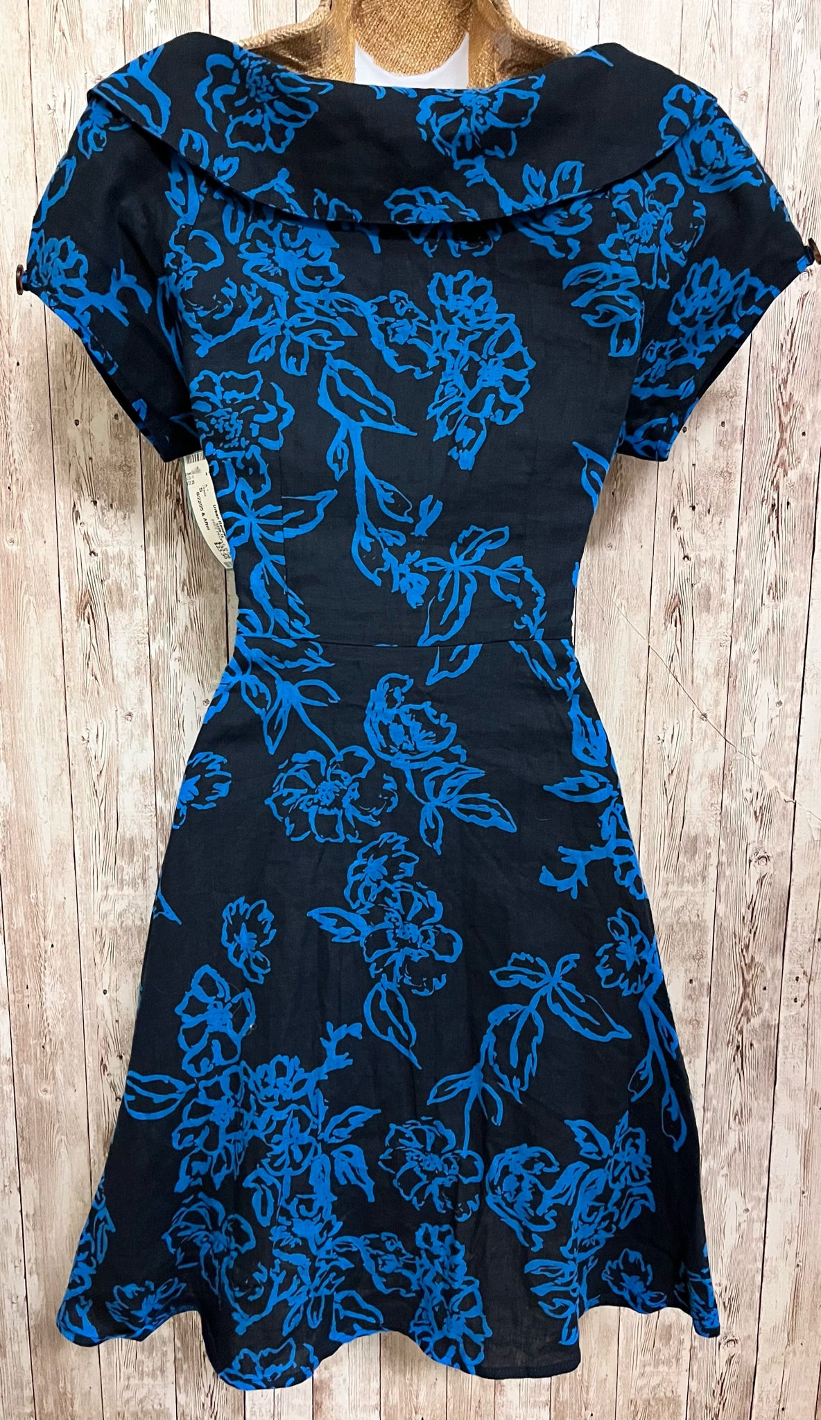 FREE PEOPLE Size S BLACK AND BLUE FLORAL Dress