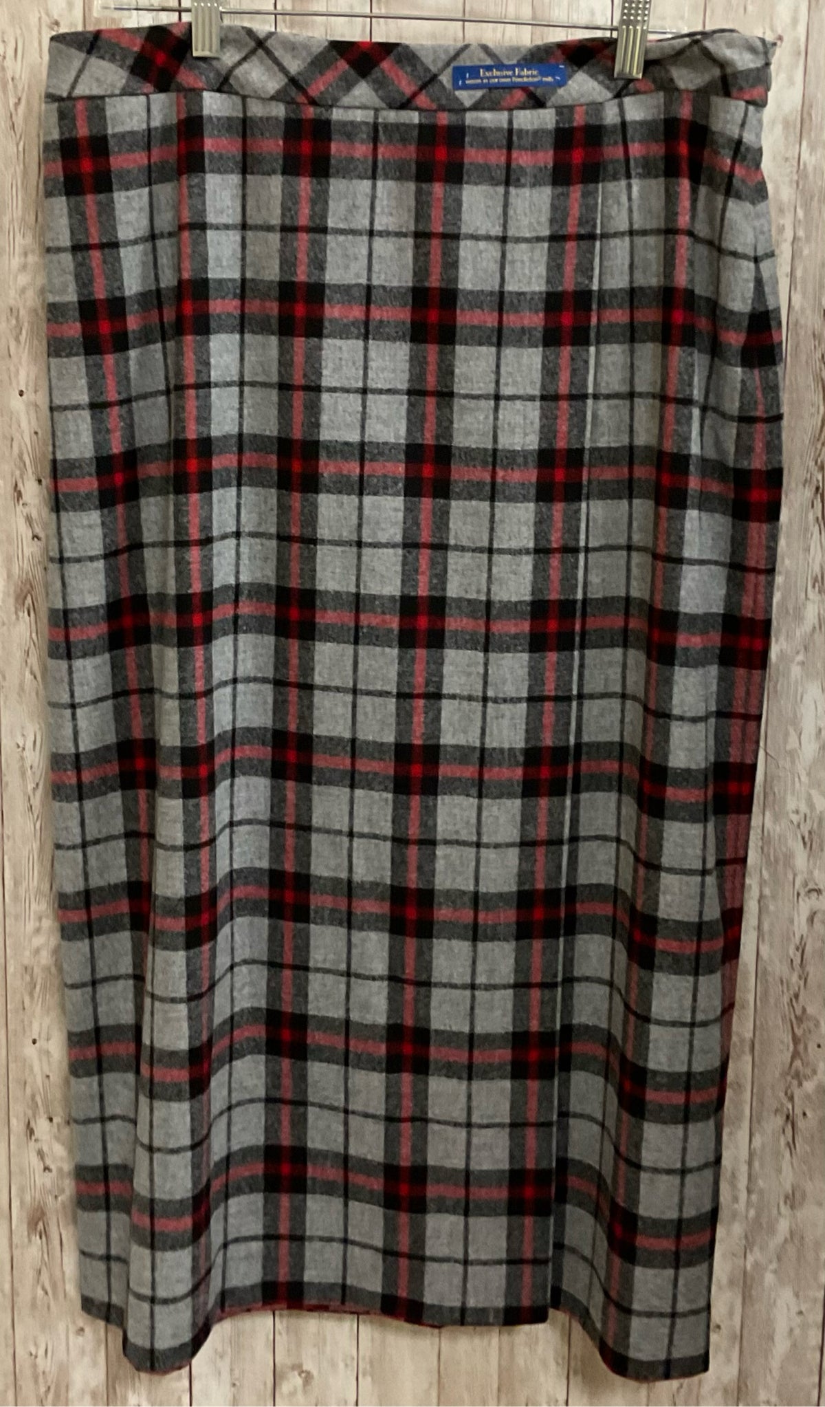 Size 14 PENDELTON GREY AND RED Skirt