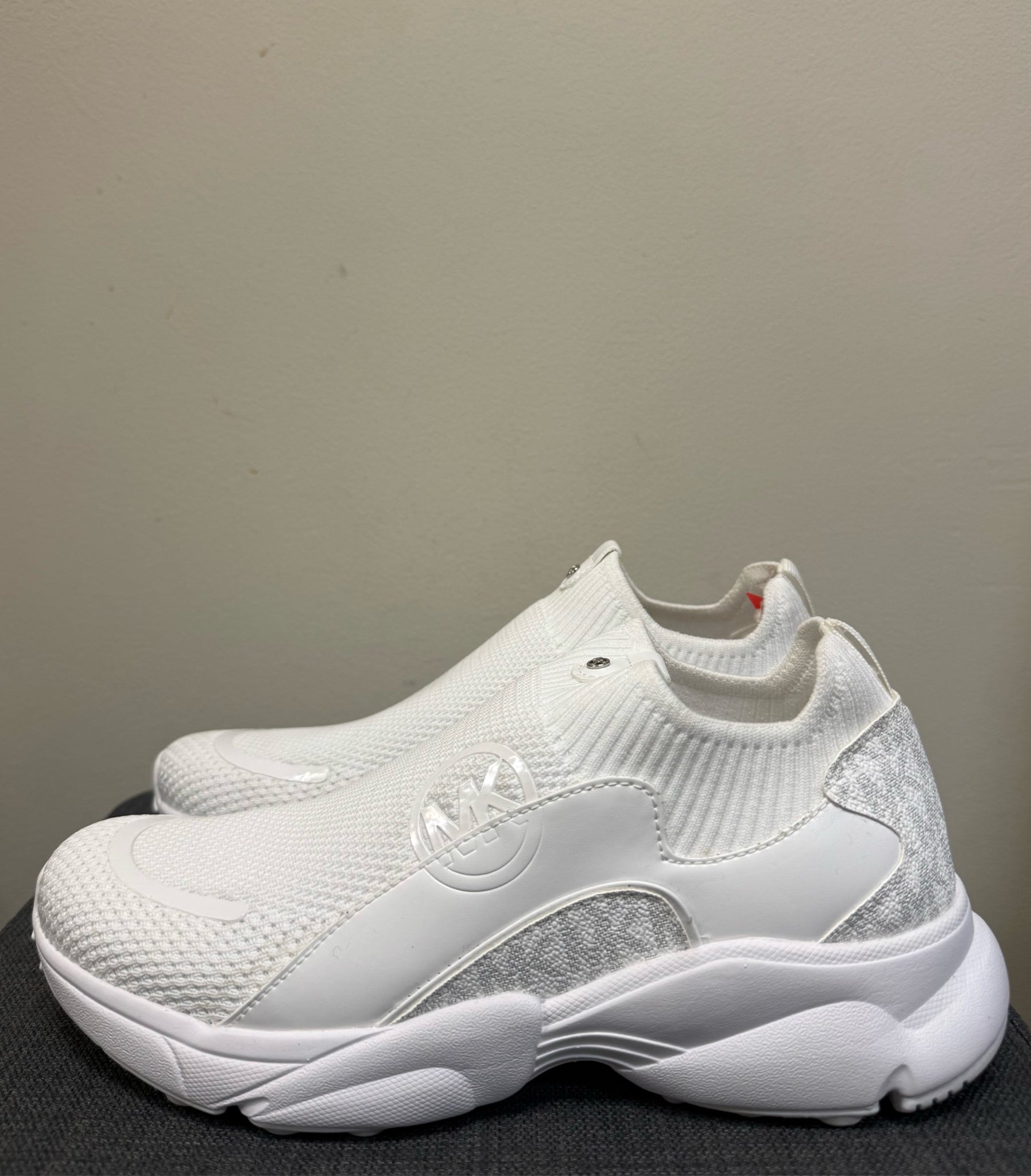 9 MICHAEL KORS White SHOES
