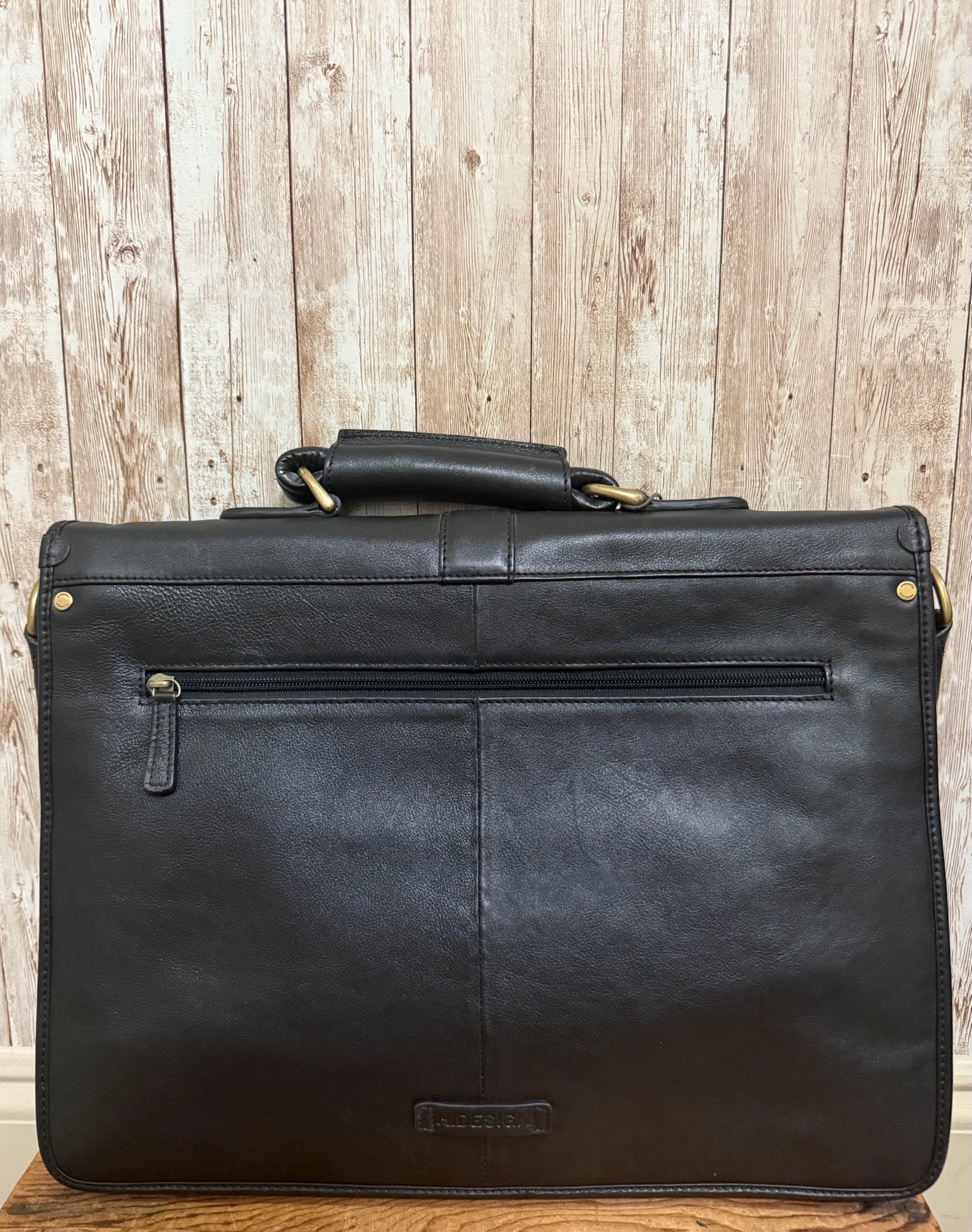 HIDESIGN CASE