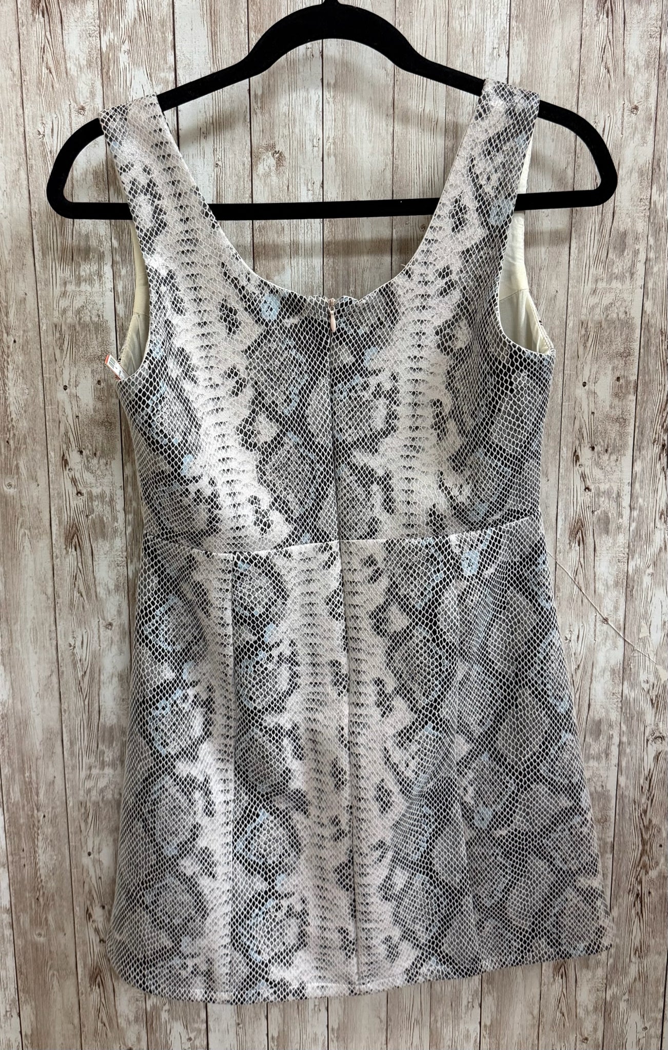 Size M OLIVACEOUS SNAKE Dress
