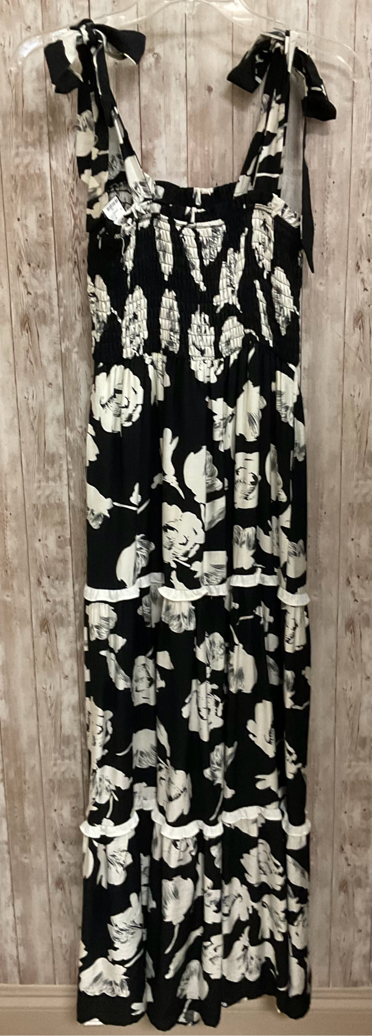 Size S SHE+SKY BLACK AND WHITE Dress