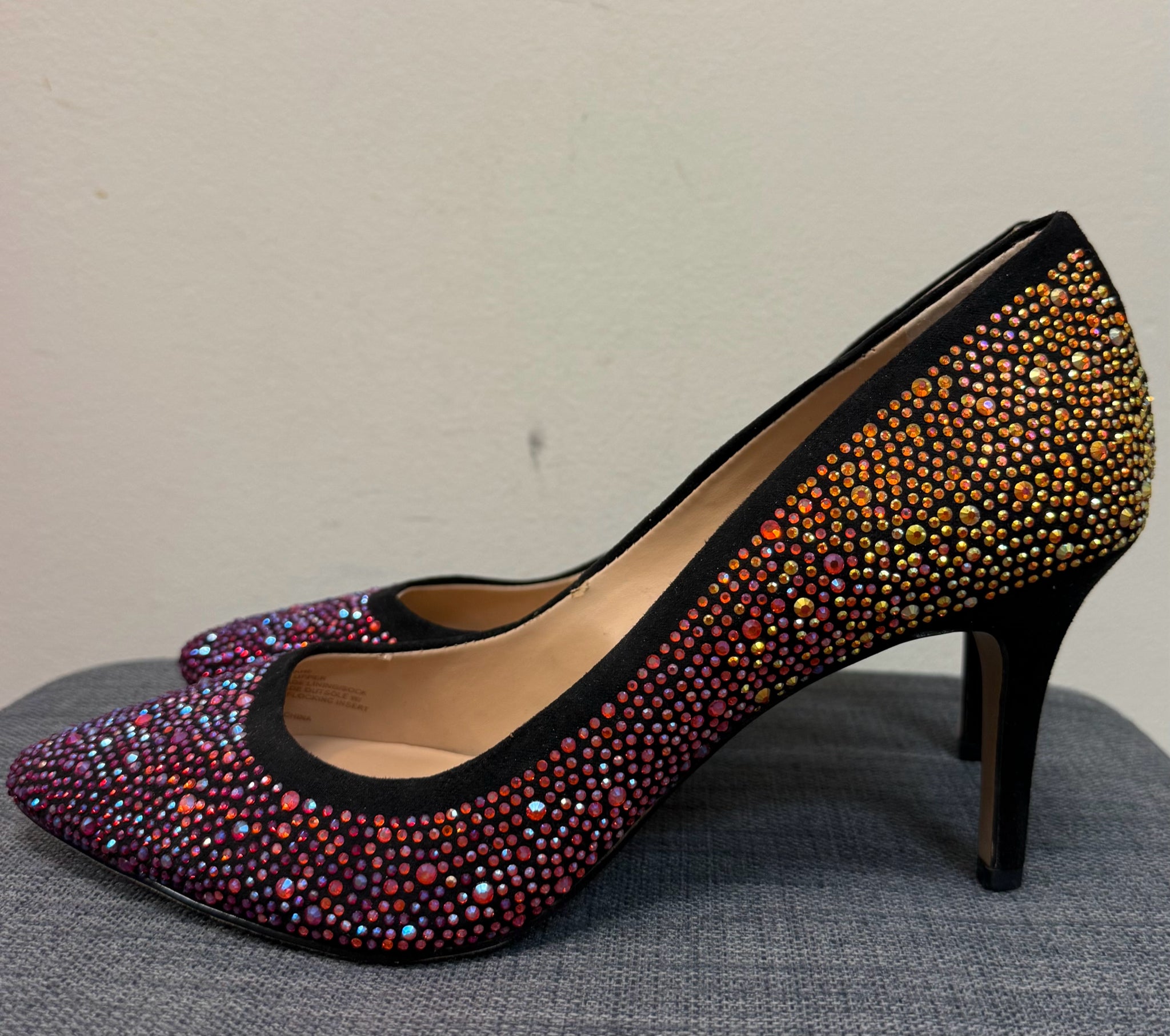 8 INC MULTI COLOR SHOES