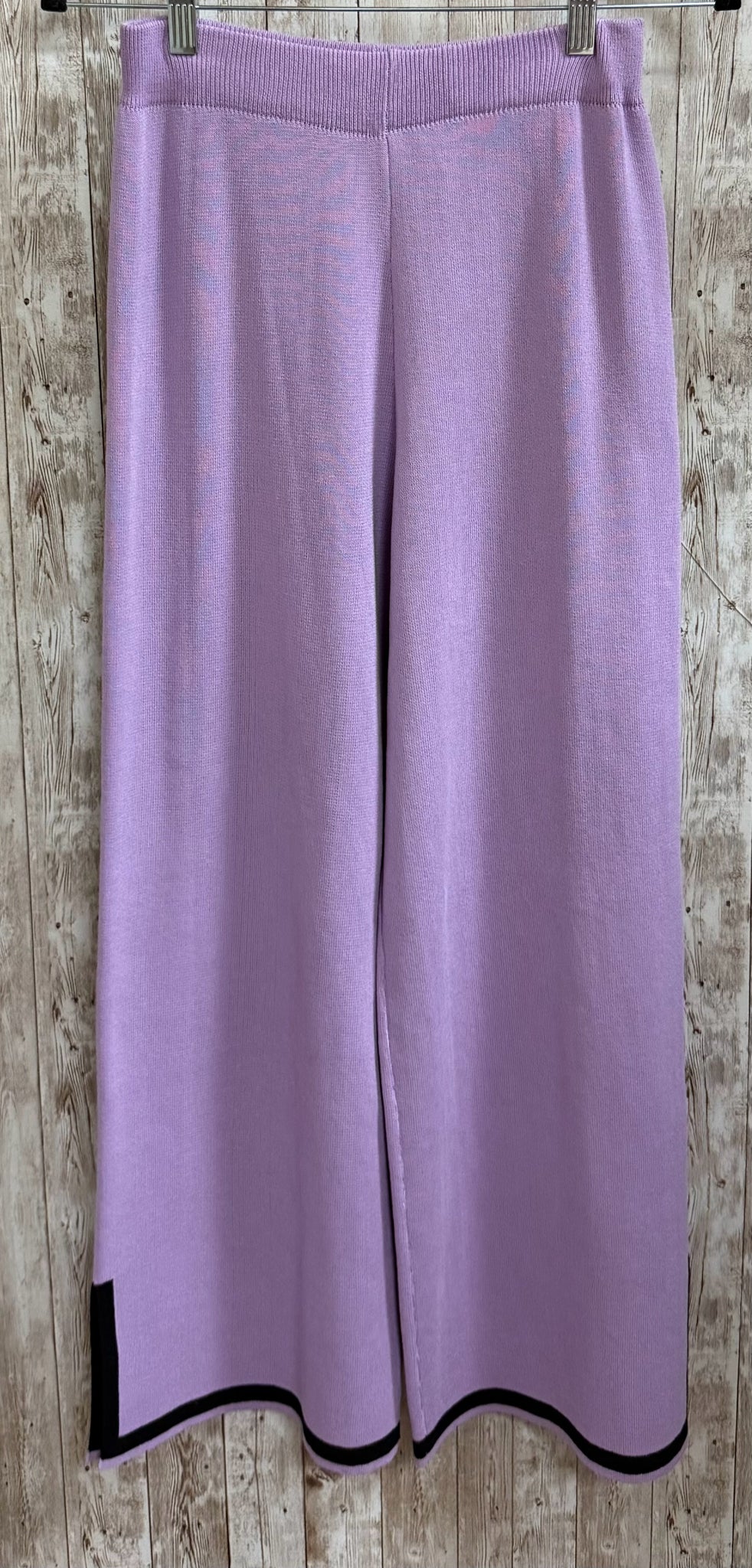 Size M DAISY PURPLE AND BLACK 2 PC PANT SET