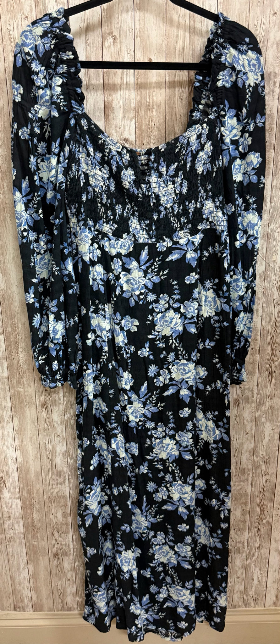 Size M FREE PEOPLE BLACK AND BLUE Dress