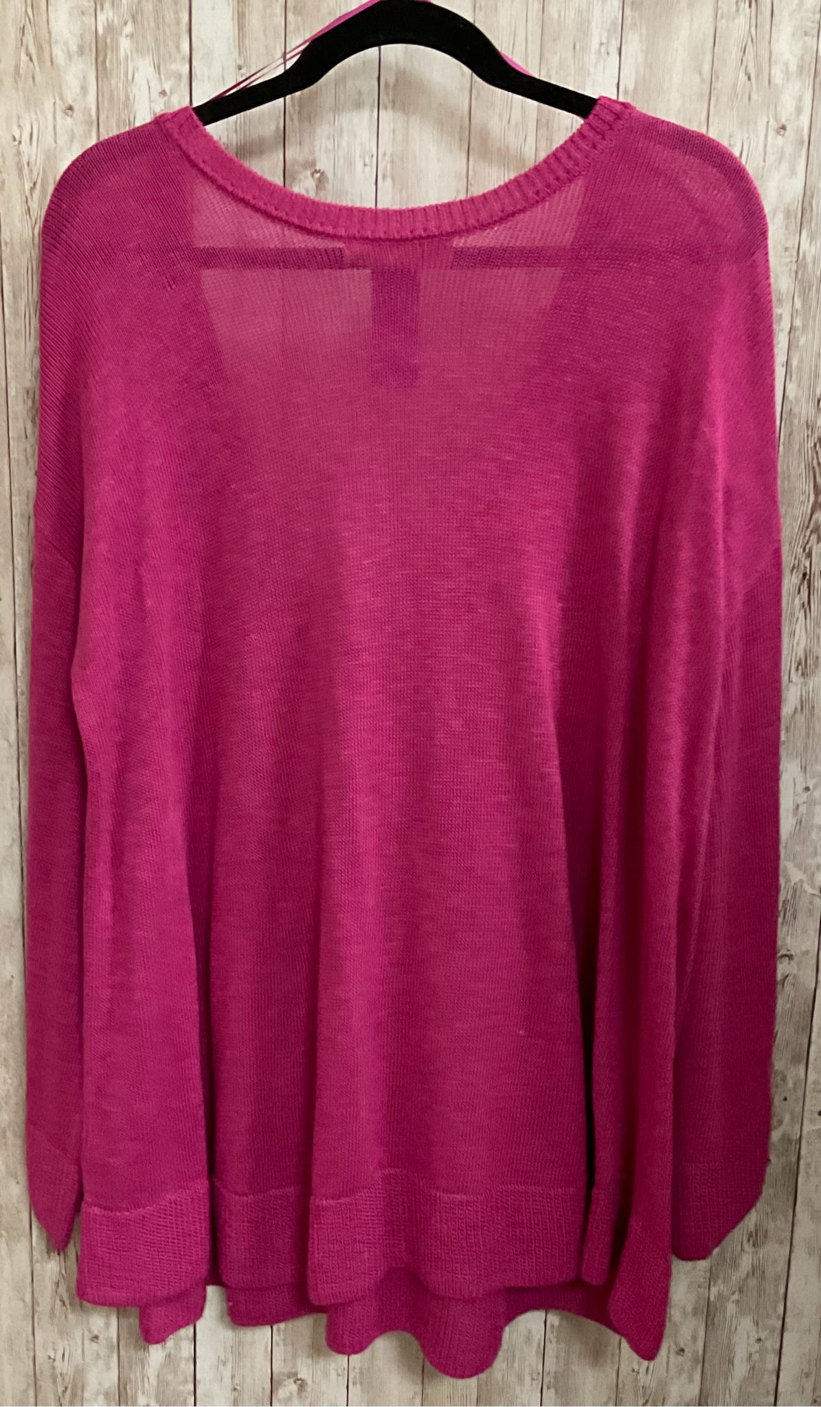 Size M FREE-EST FUCHSIA Sweater