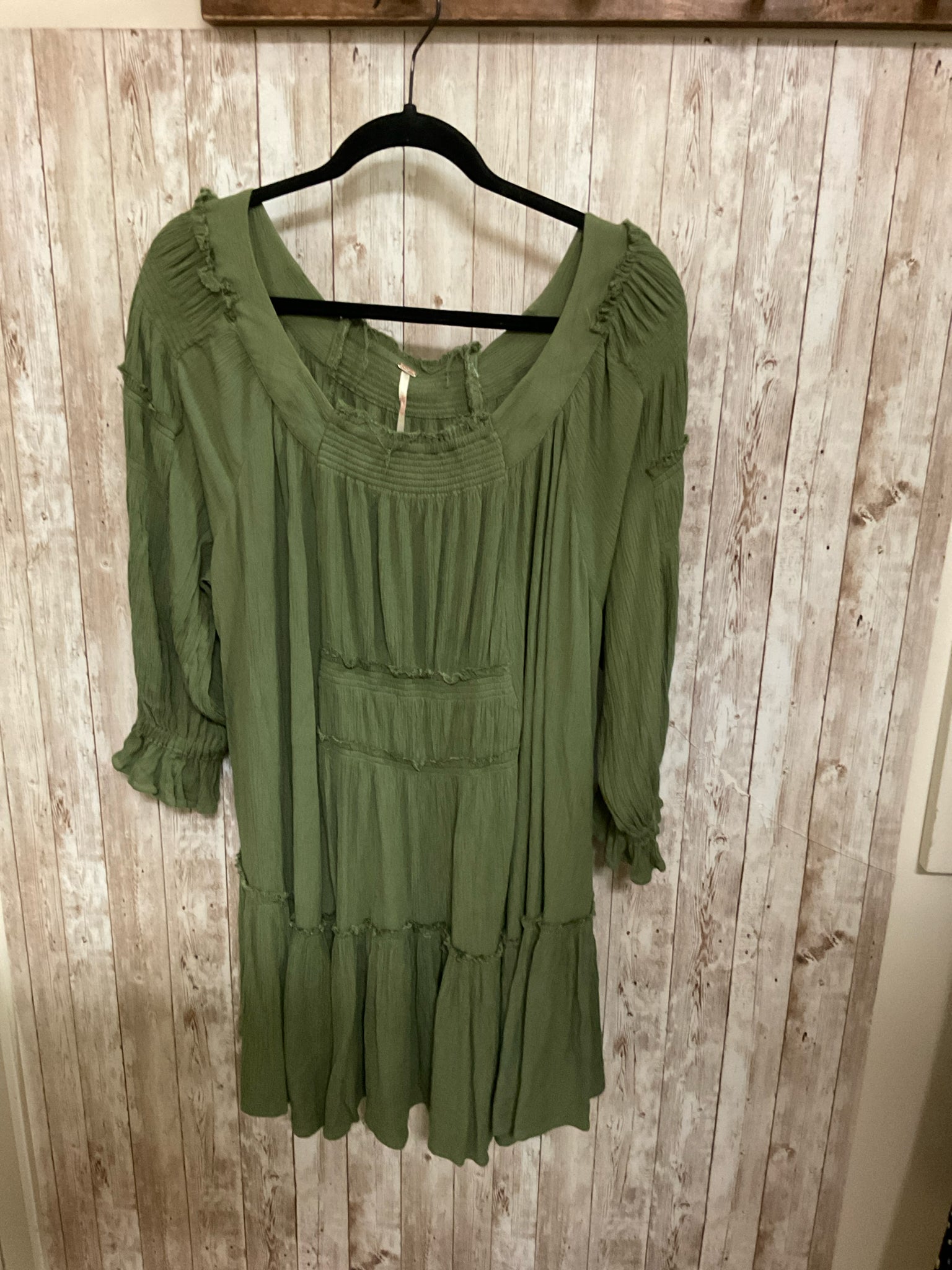 Size S FREE PEOPLE Olive Top