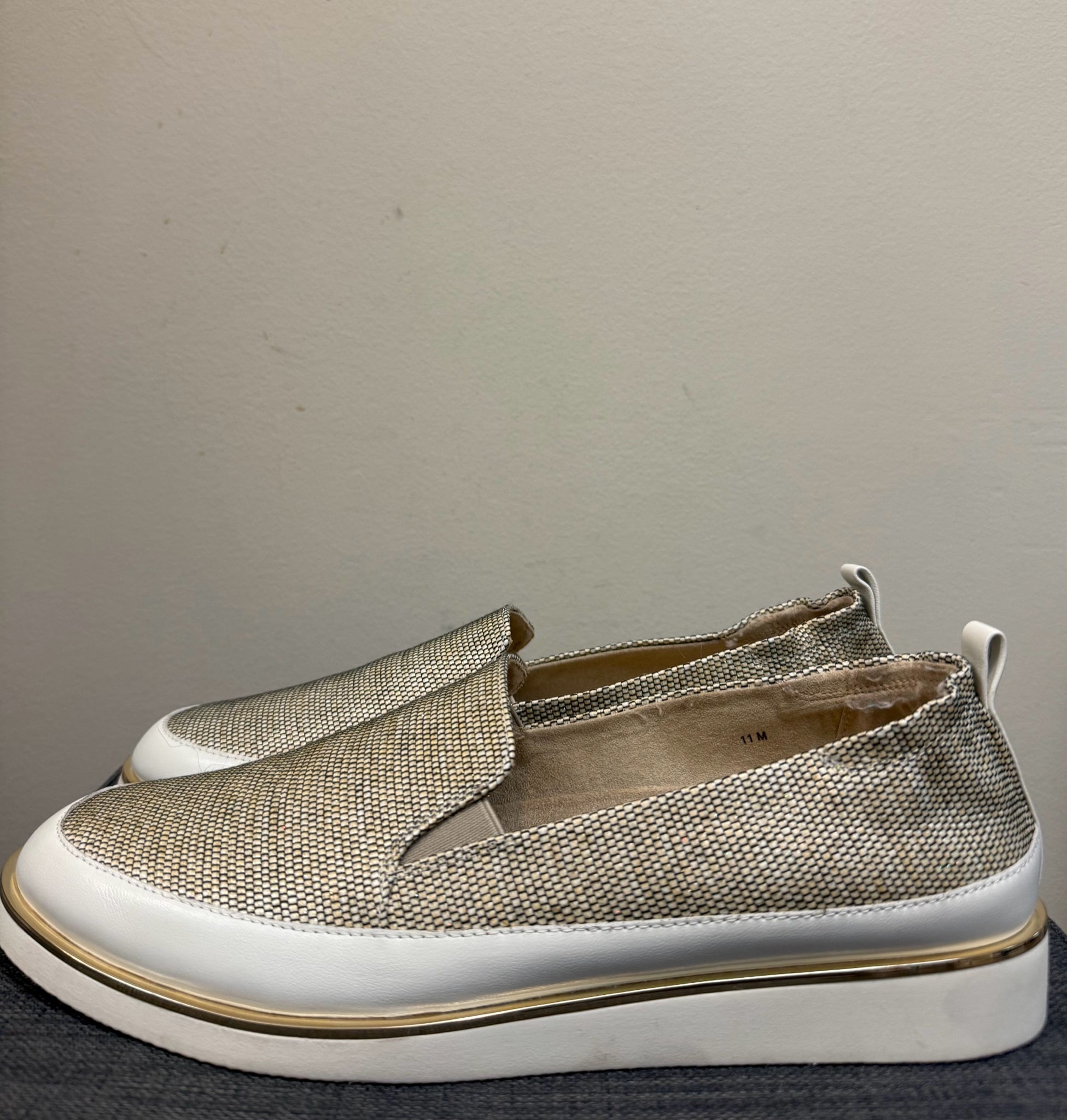 VANELI 11 Gold Sneakers