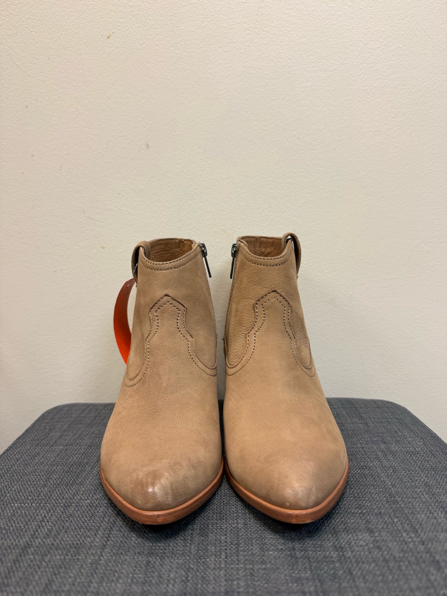 FRYE 7.5 Tan Boots