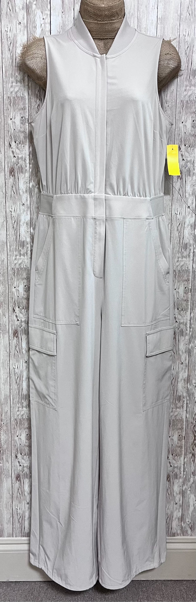 ATHLETA Size 8 SAND Jumper