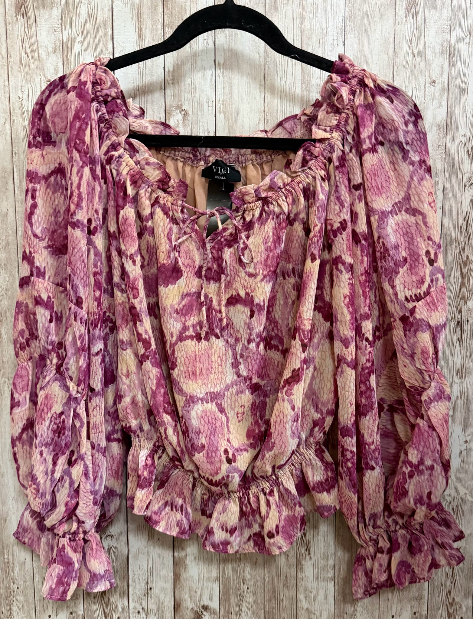 Size S VICI PINK SNAKE Top