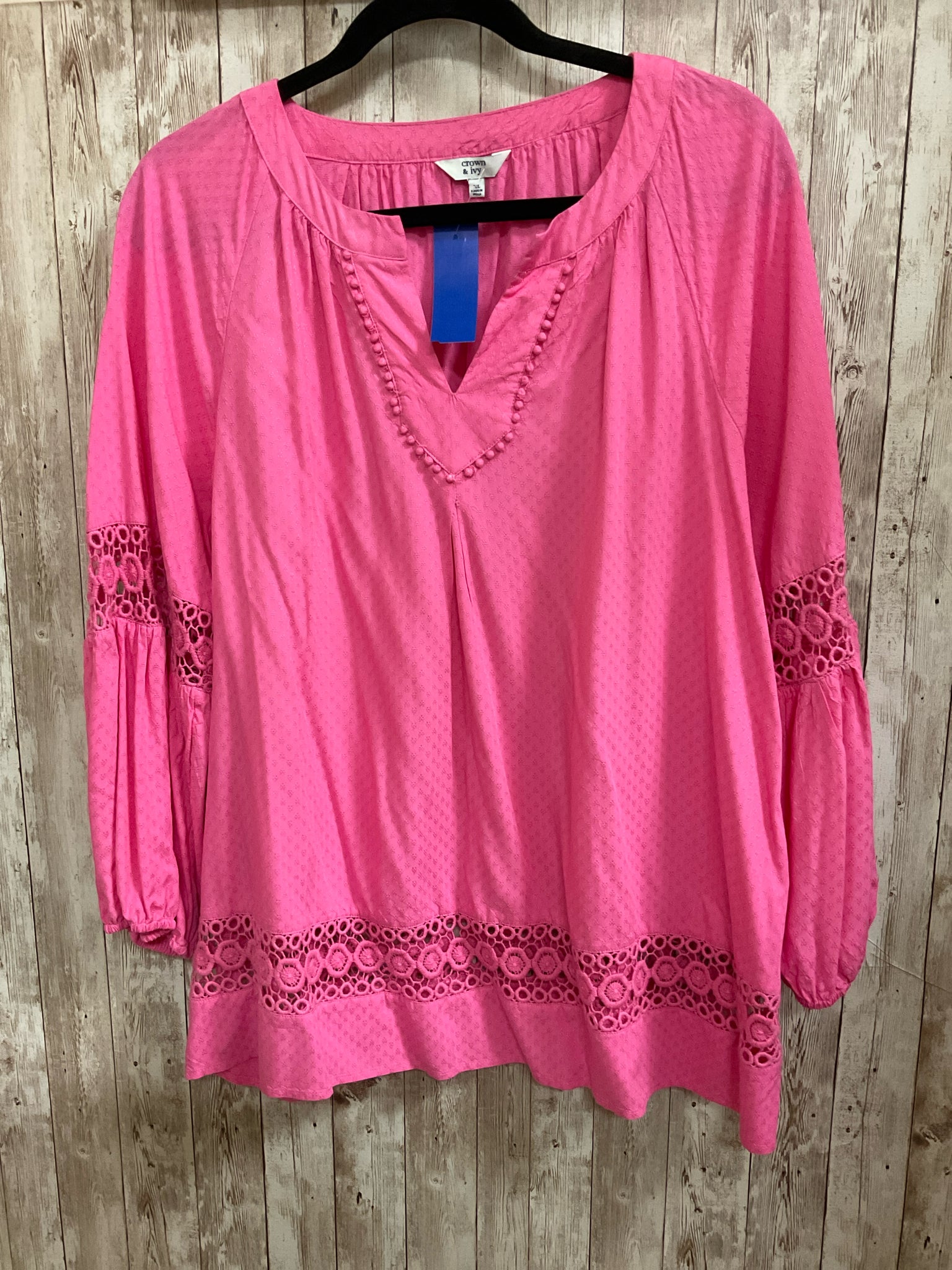 Size XL CROWN & IVY PINK WITH LACE Top