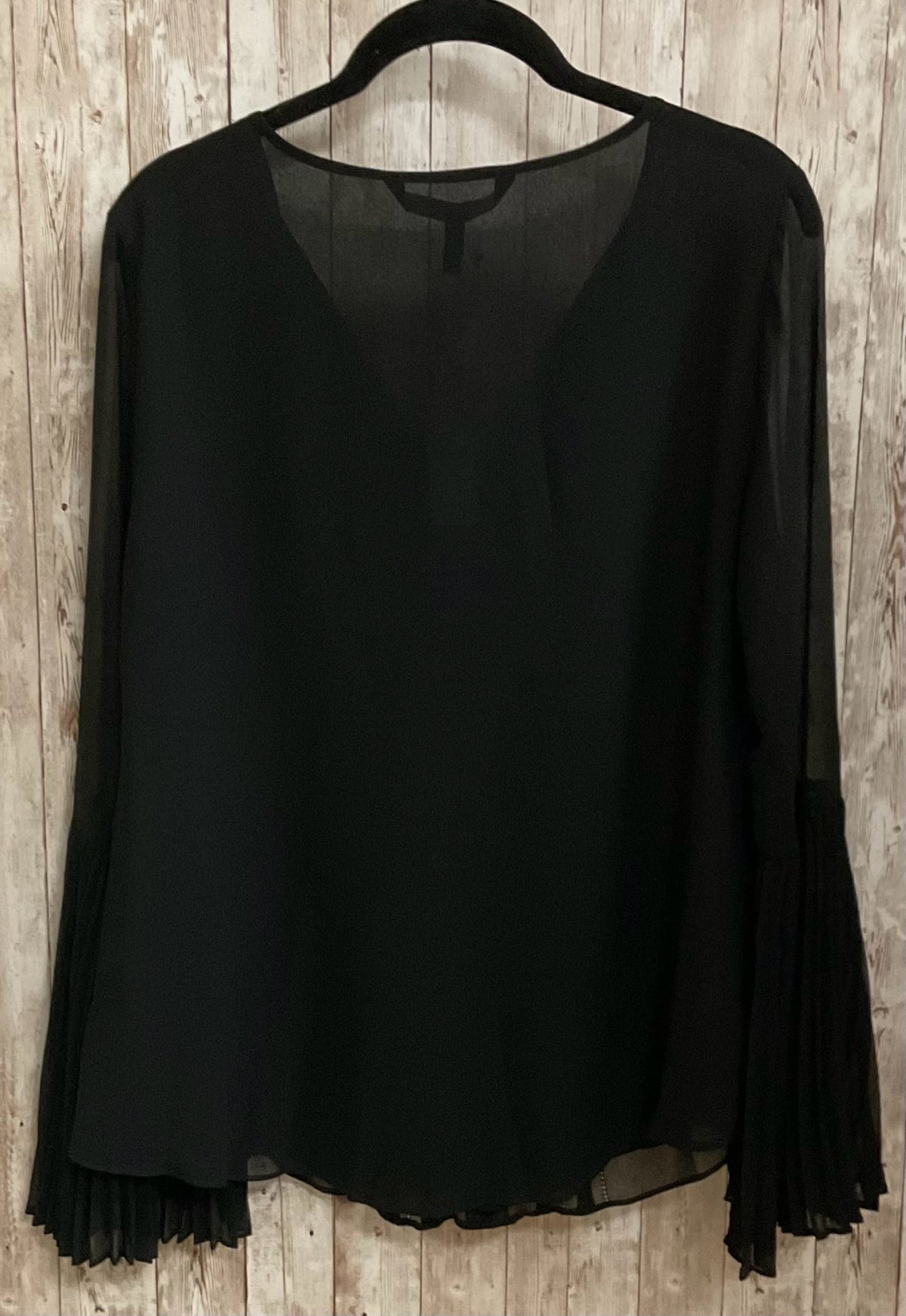 Size 10 WHITEHOUSE/BLACK MKT Black Top